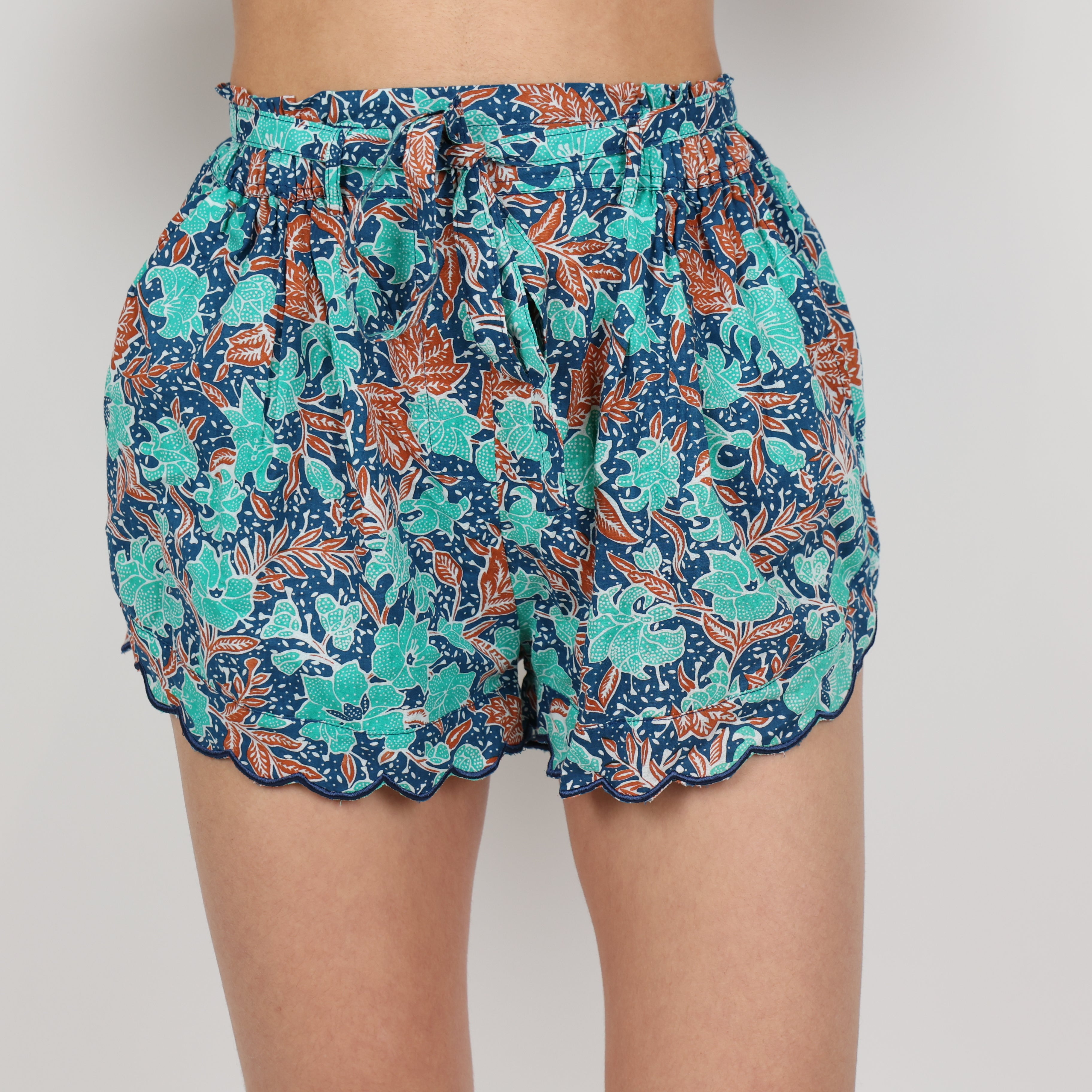 Shorts, UK Size 6
