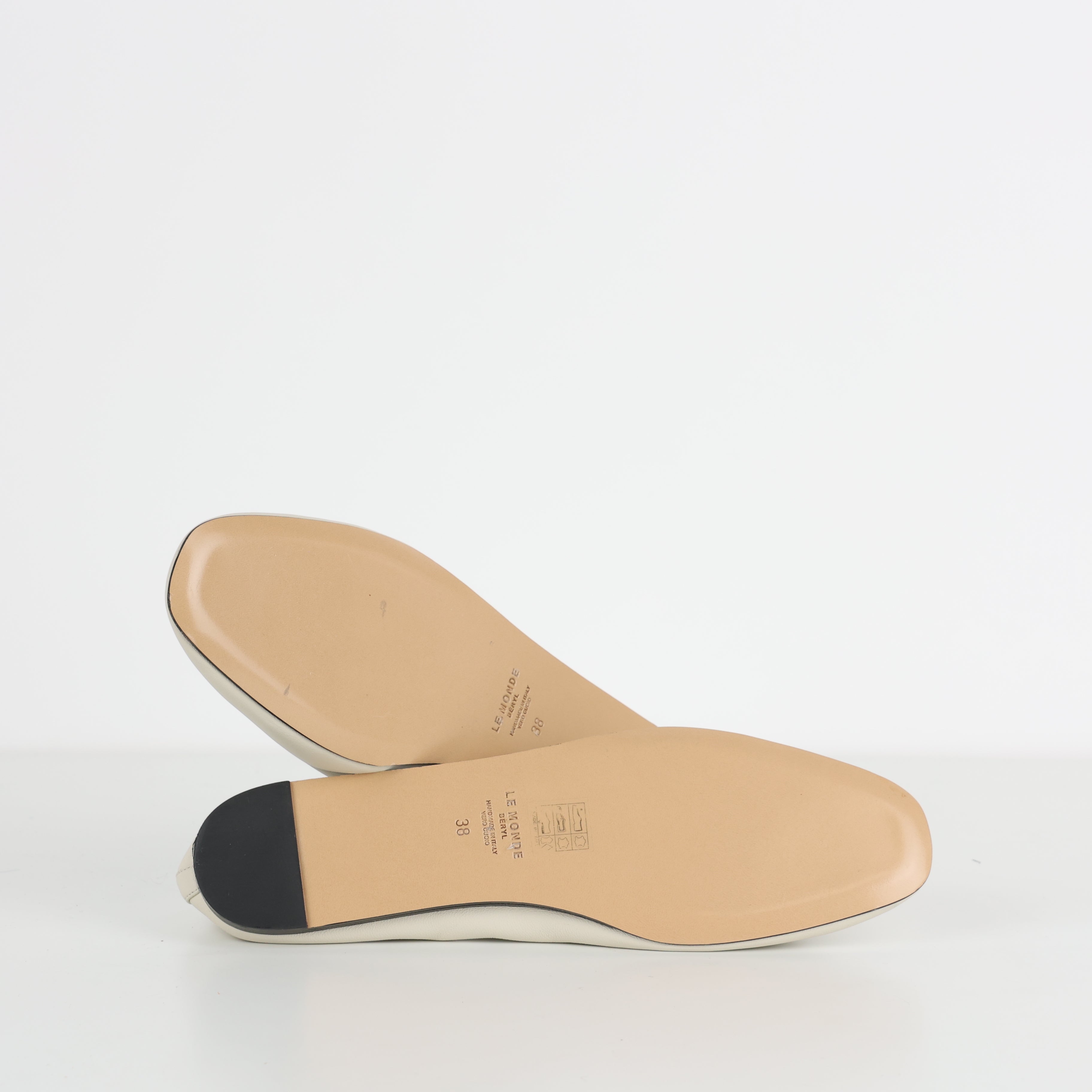 Flats , Shoe Size 38