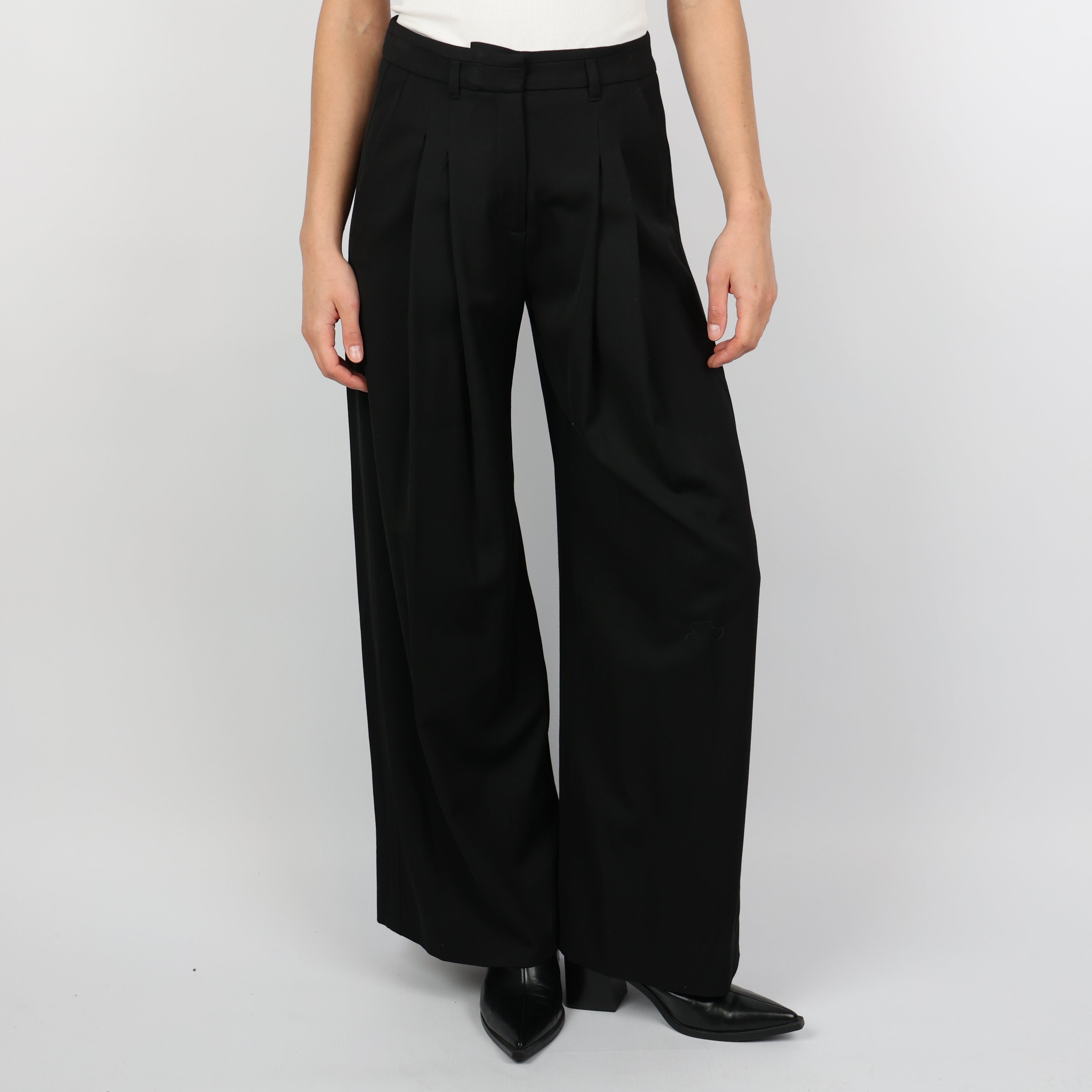 Trousers, UK Size 6