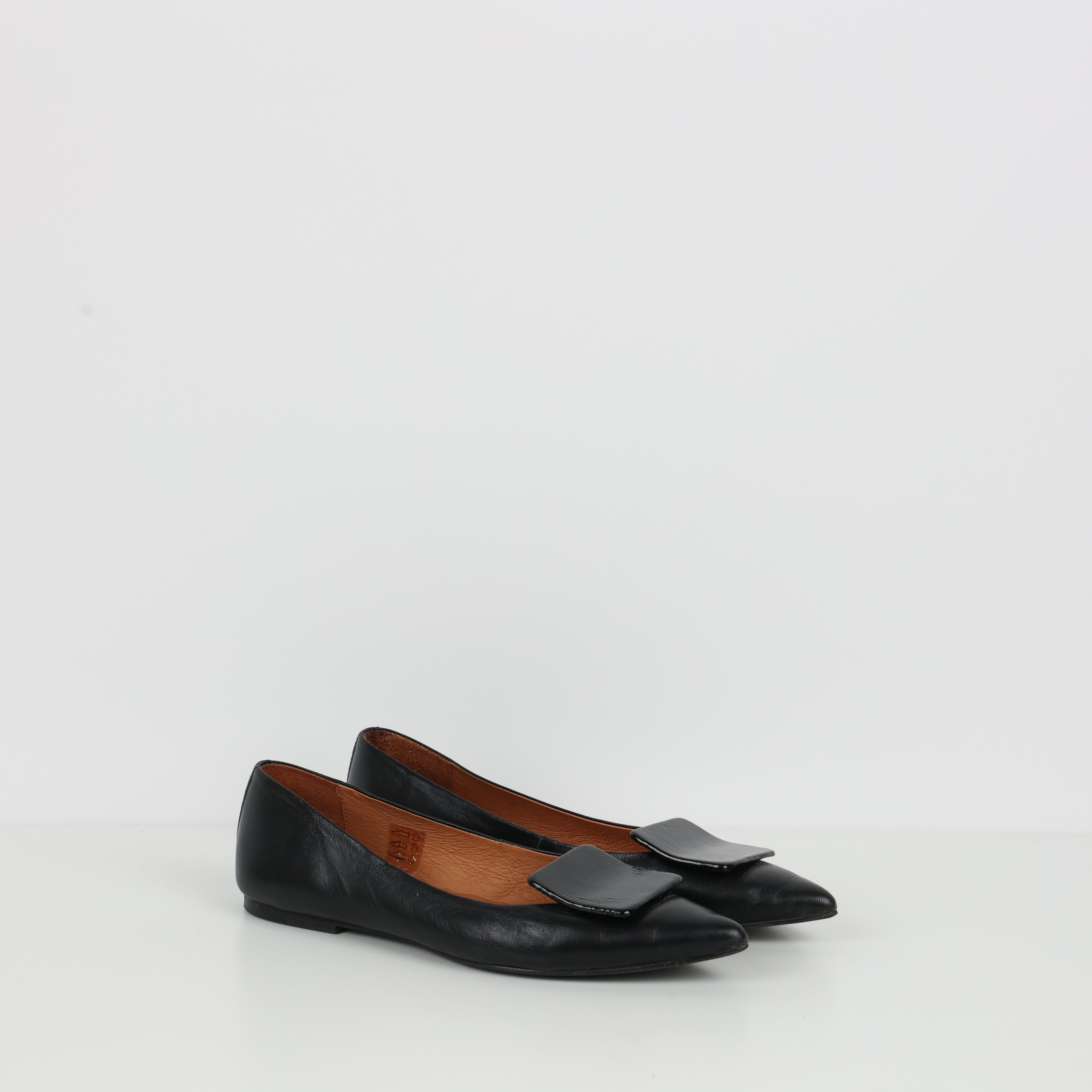 Flats, Shoe Size 38