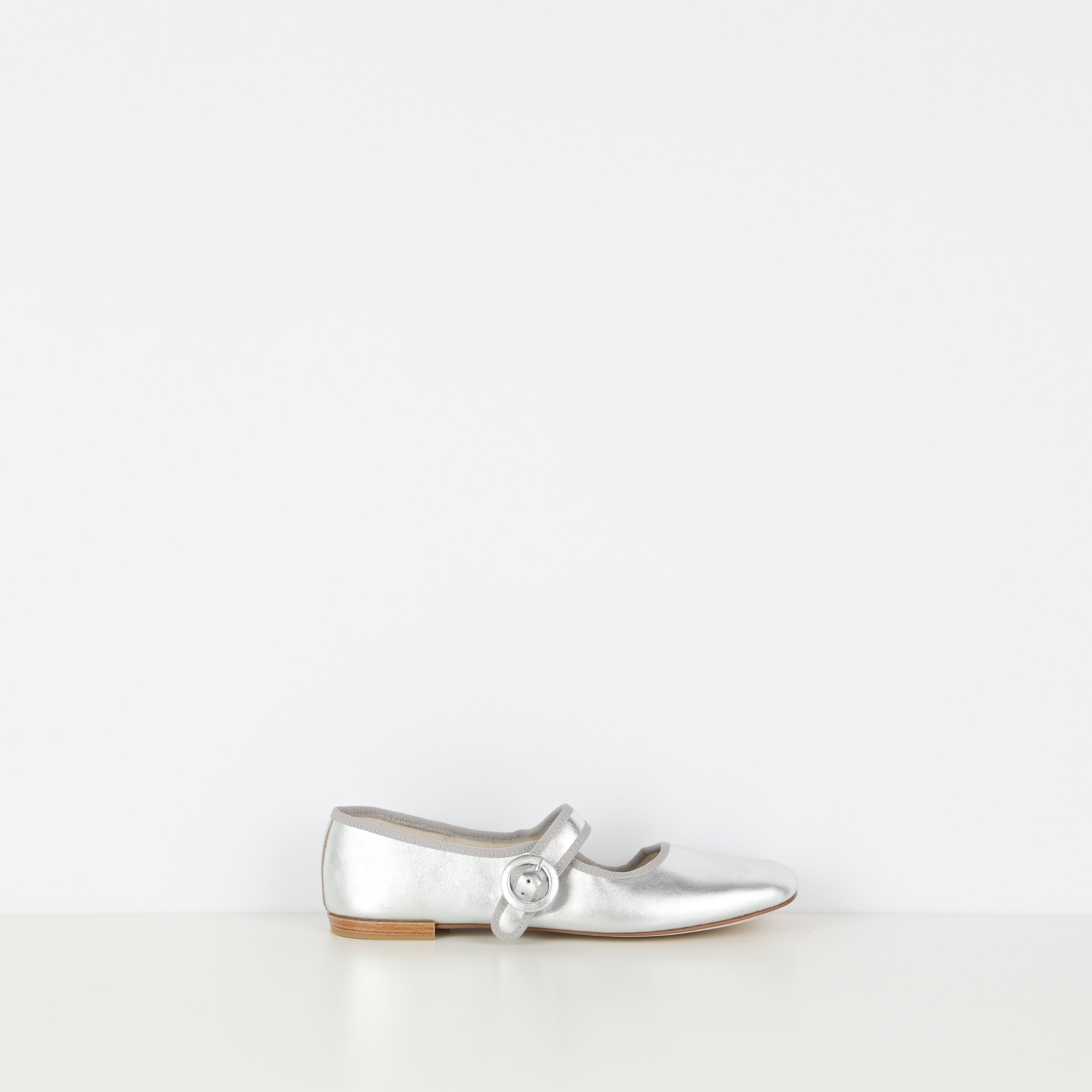 Flats, Shoe Size 39
