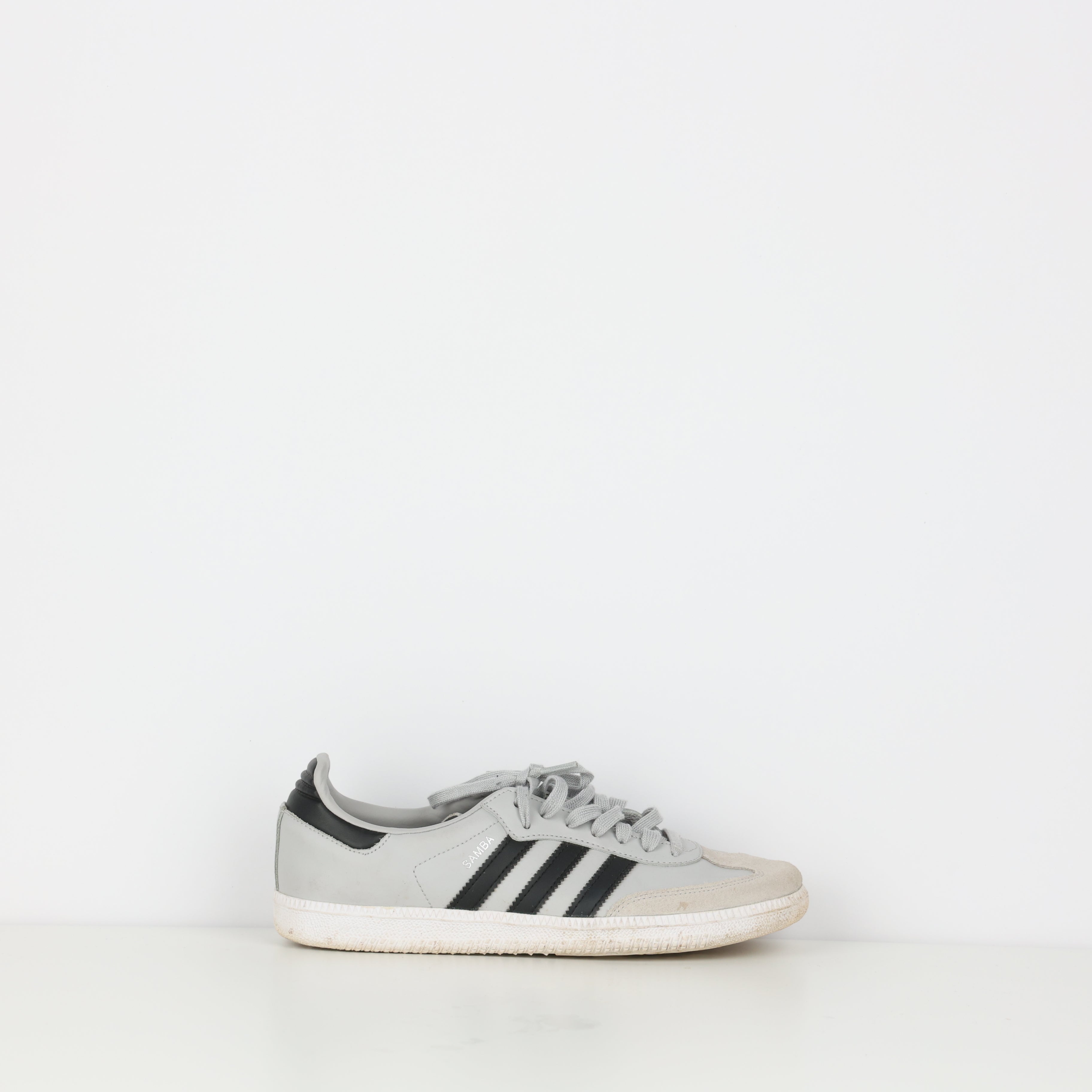 Trainers , Shoe Size 38