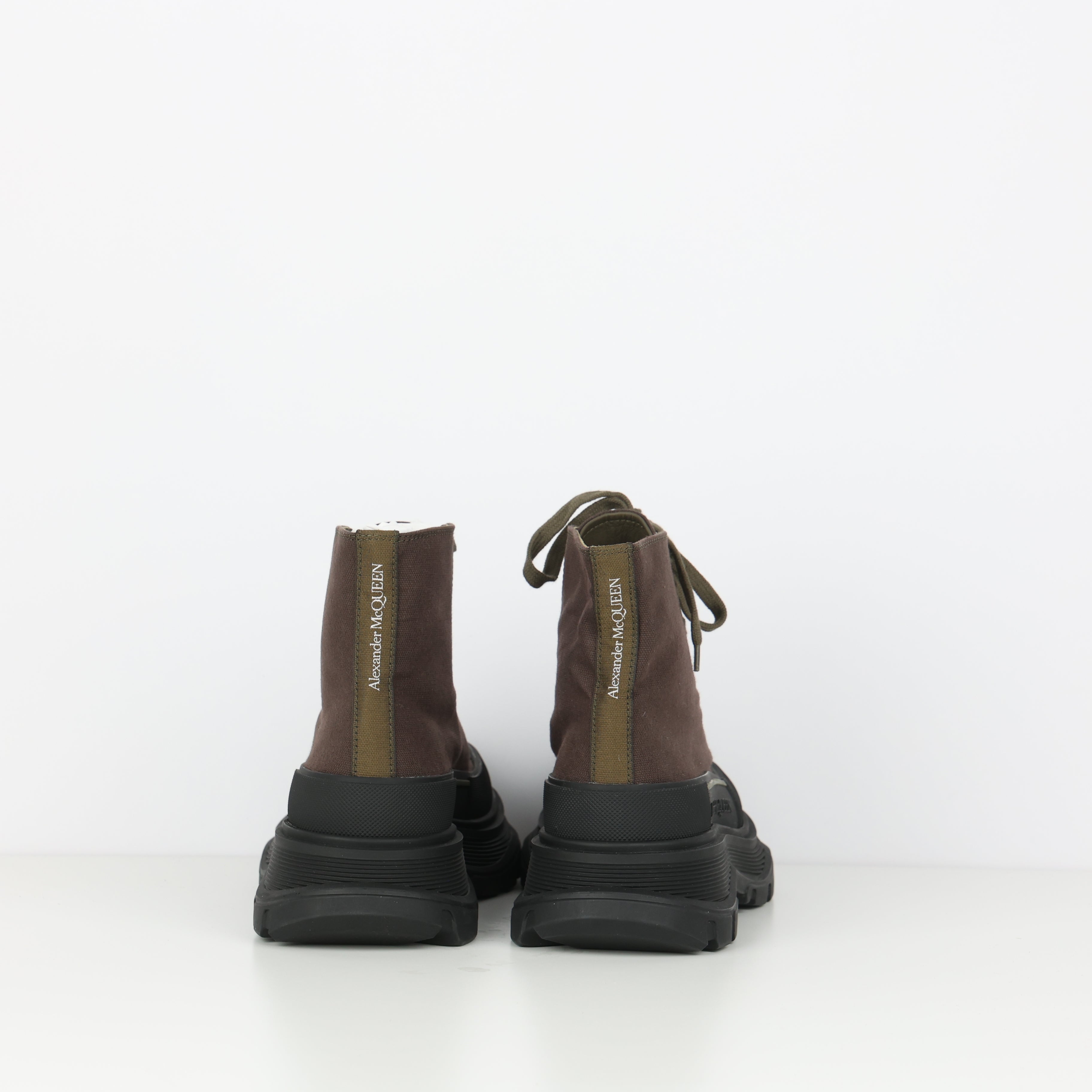 Boots , Shoe Size 38