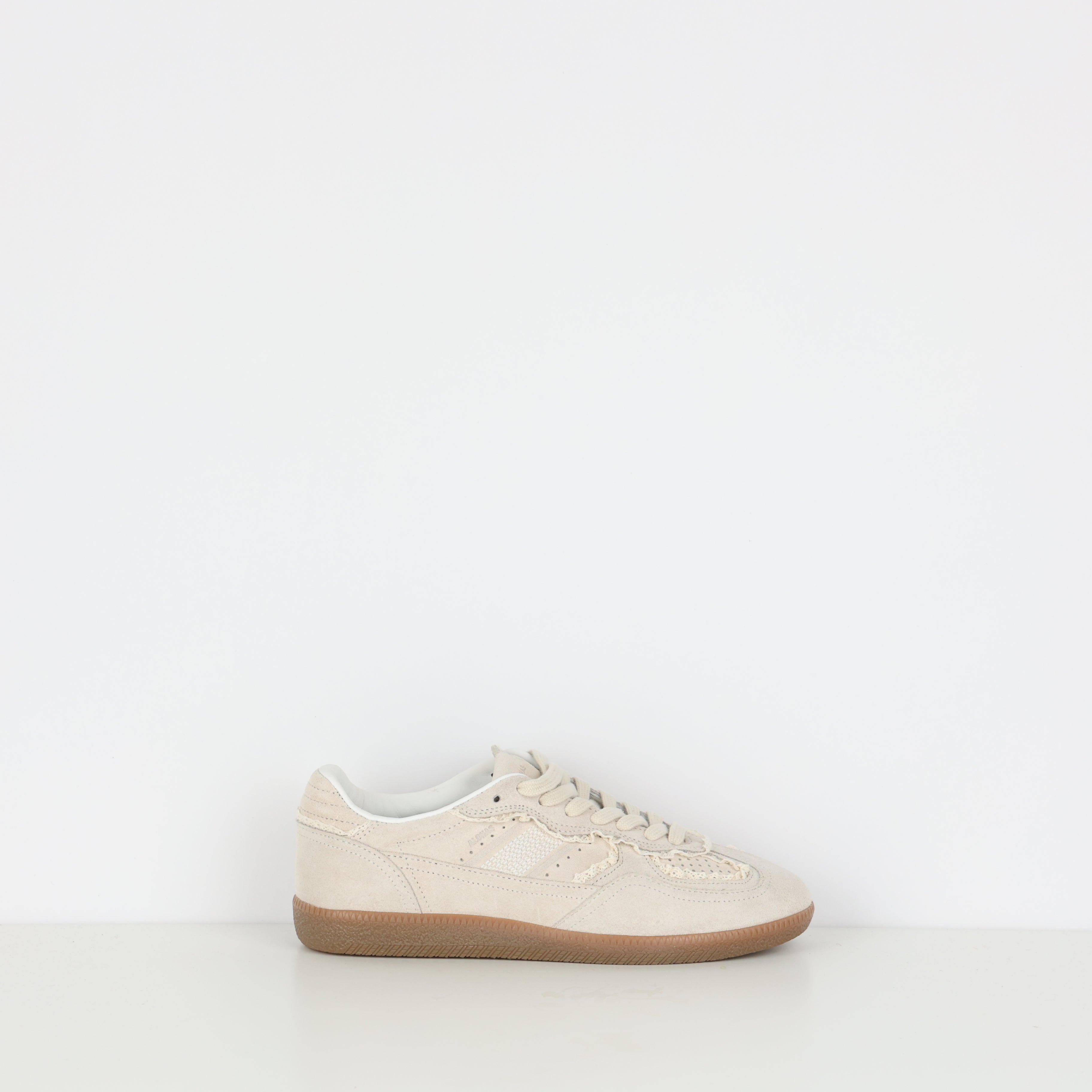 Trainers , Shoe Size 38