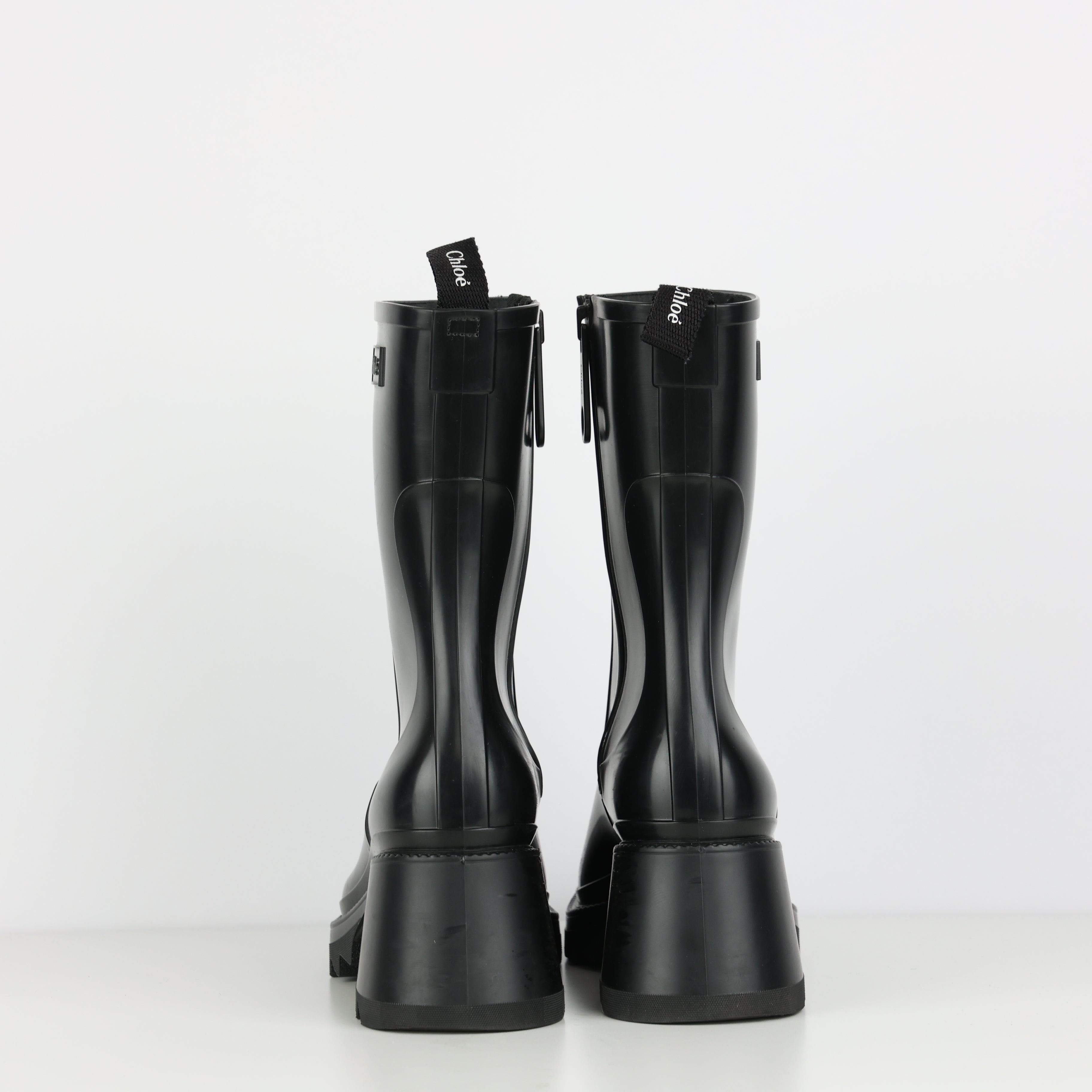 Boots , Shoe Size 38