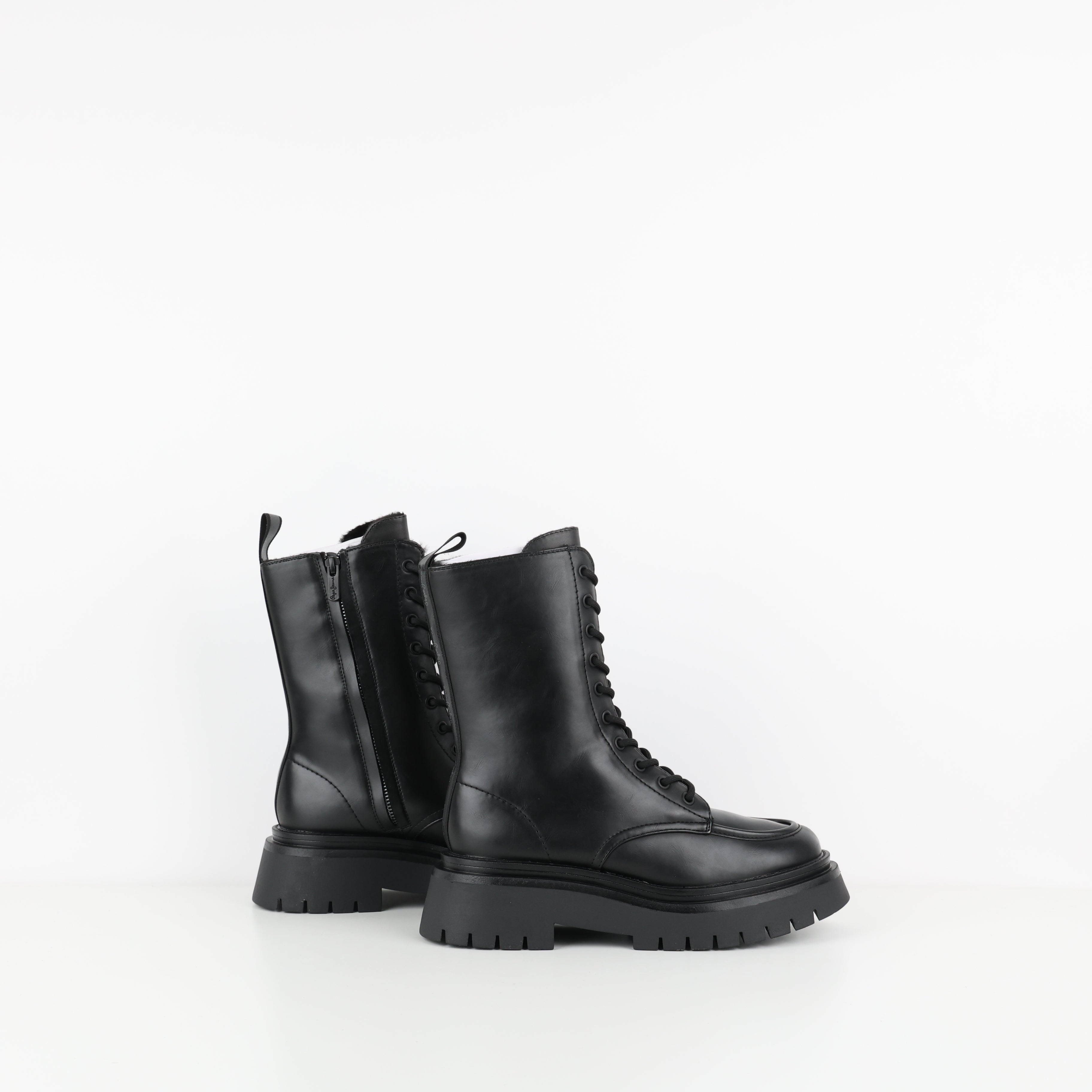 Boots , Shoe Size 39