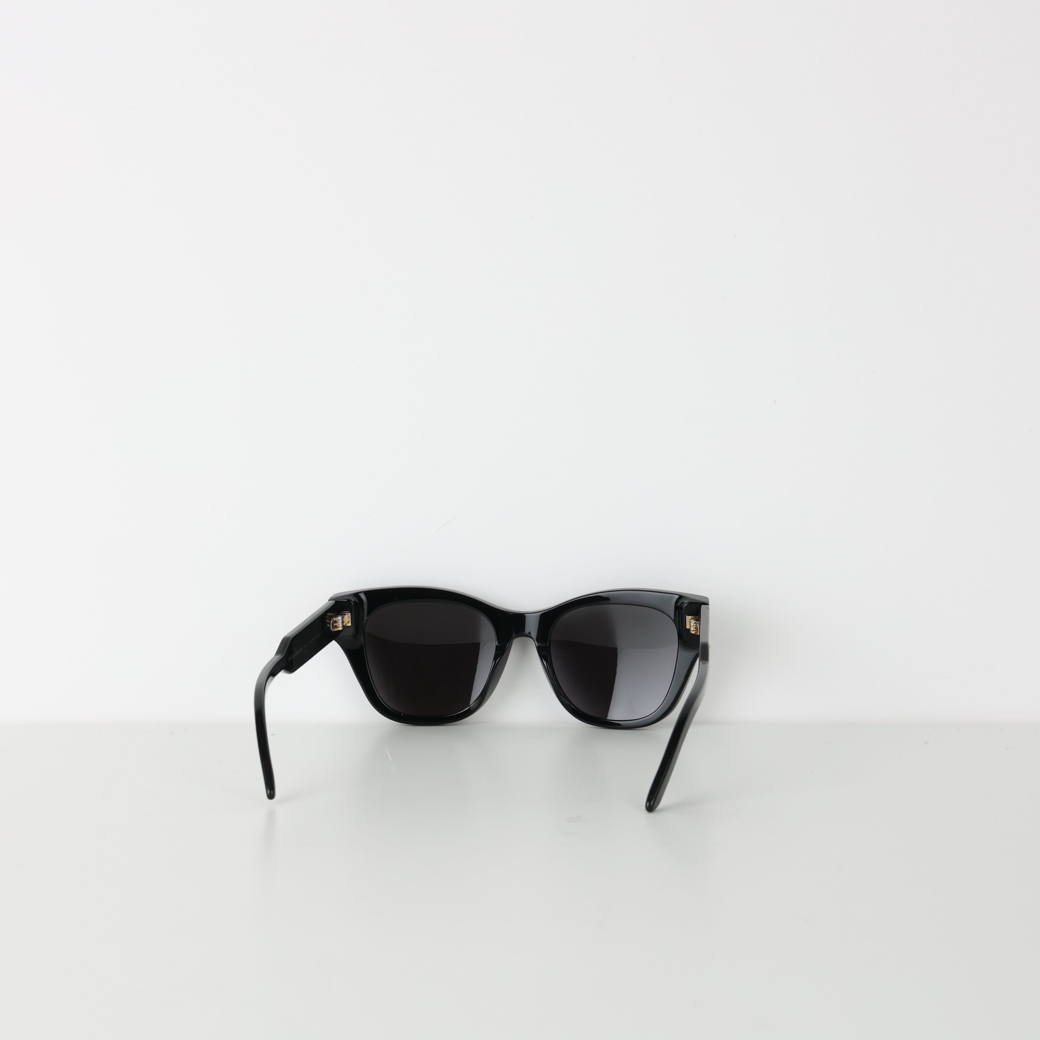 Sunglasses, UK Size One Size