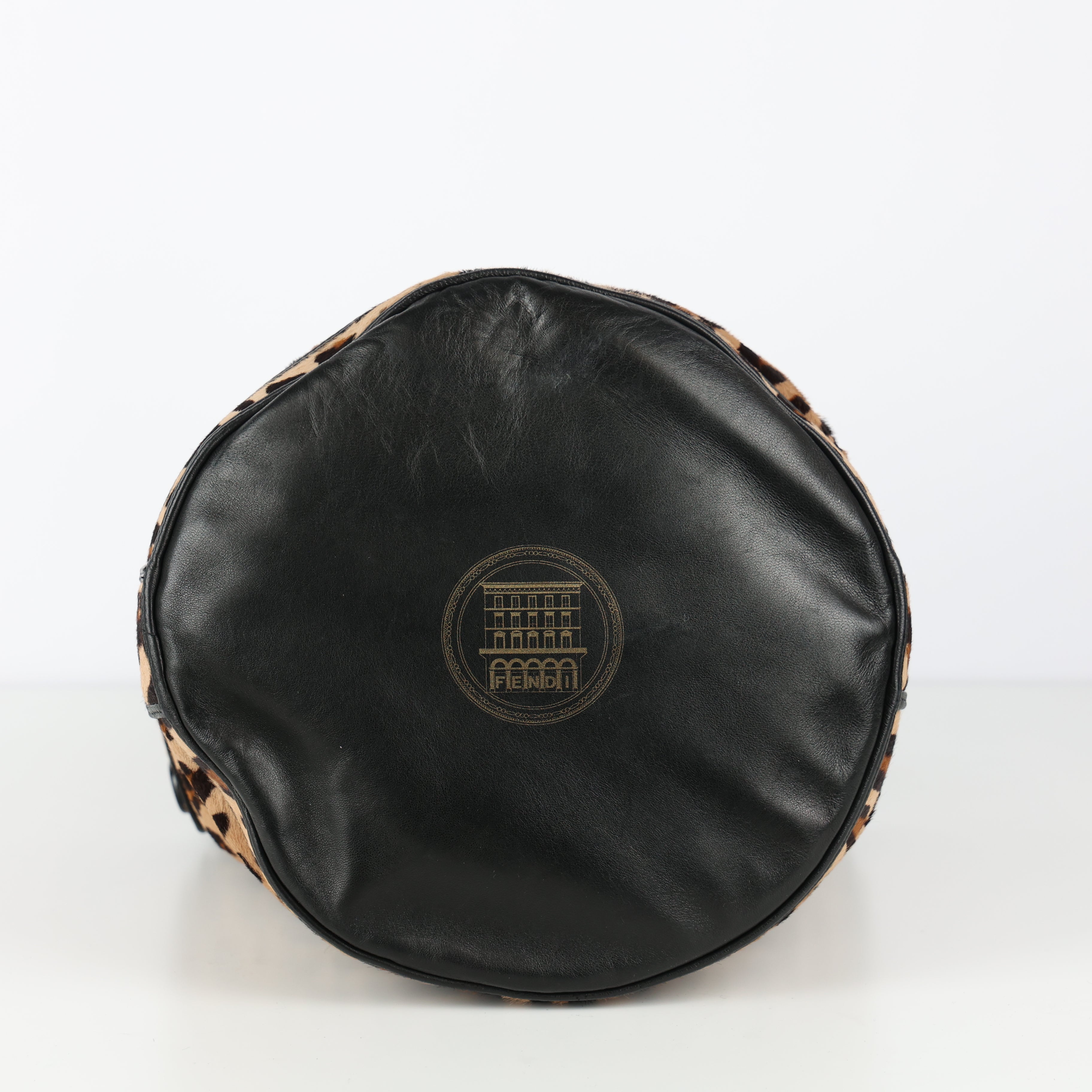 Fendi, Palazzo Bucket Bag