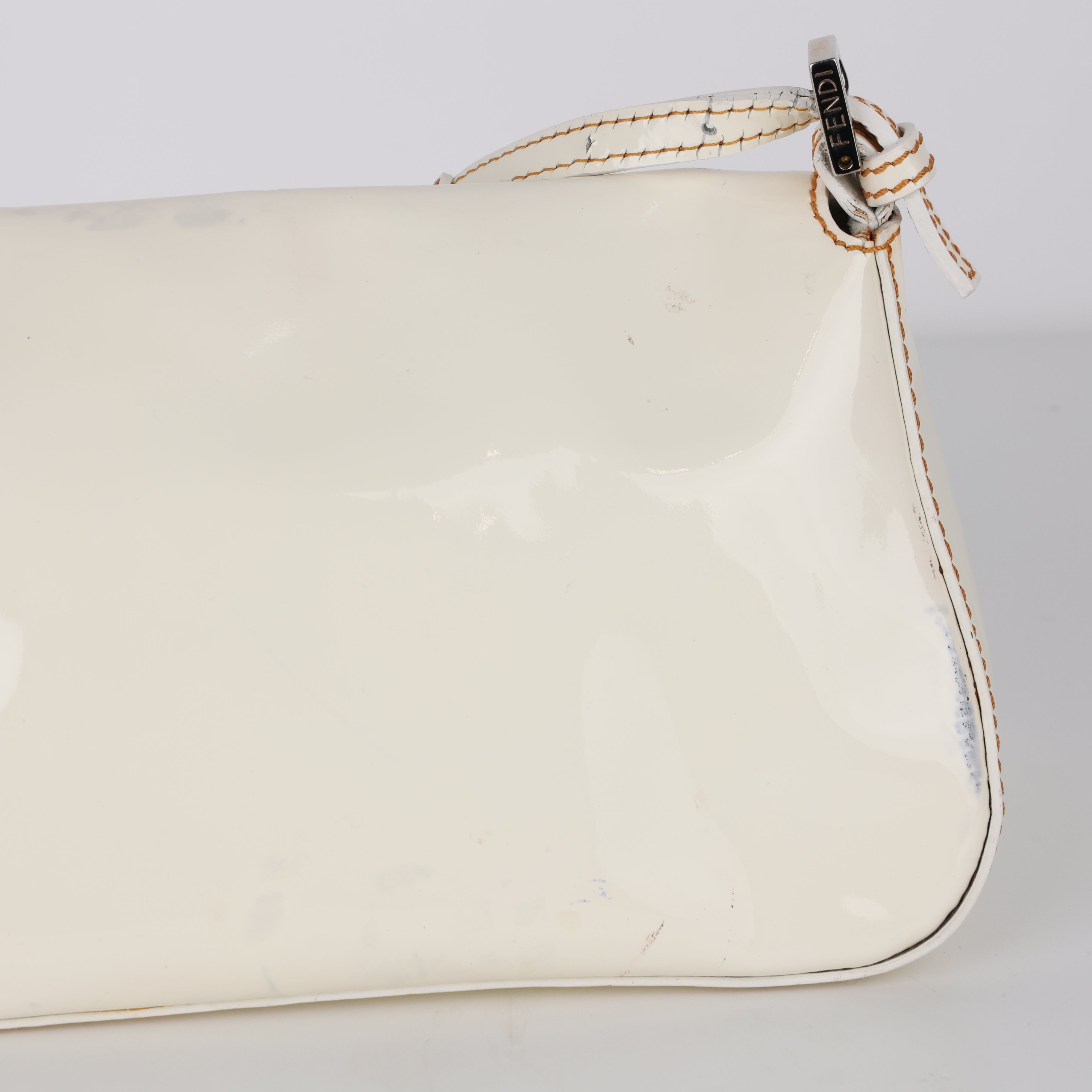 Fendi , Mini Mamma Baguette