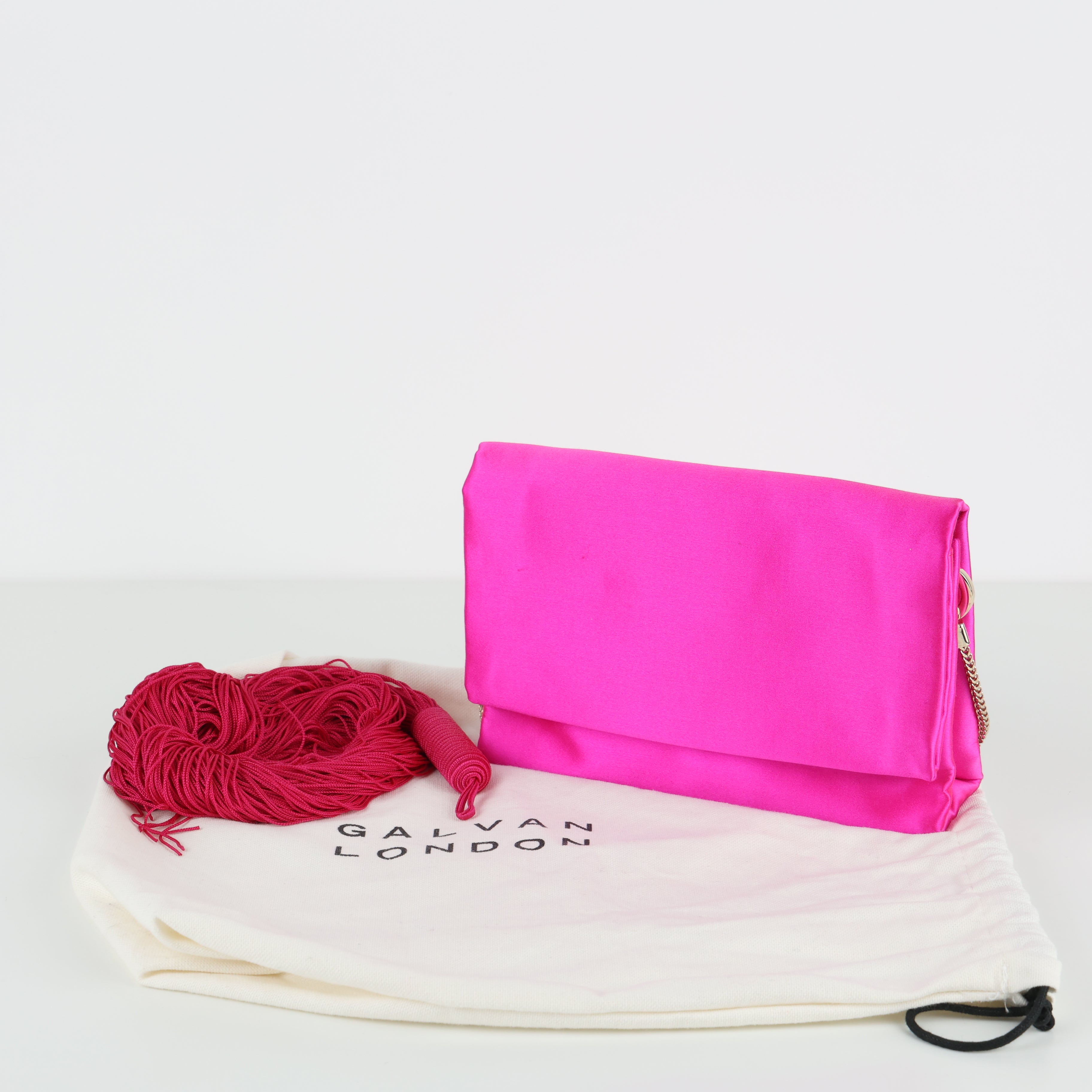 Galvan London, Clutch