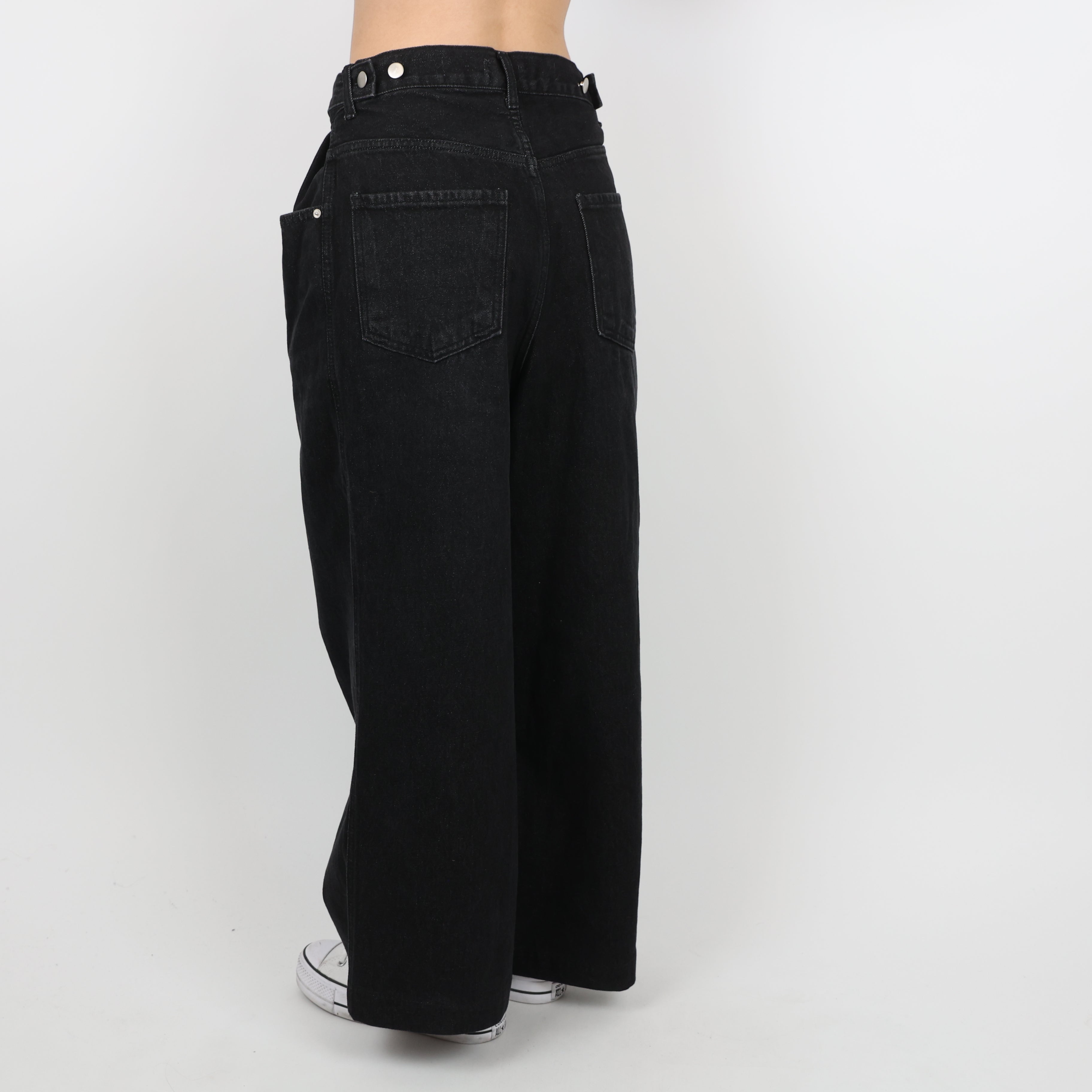 Jeans, Waist 28