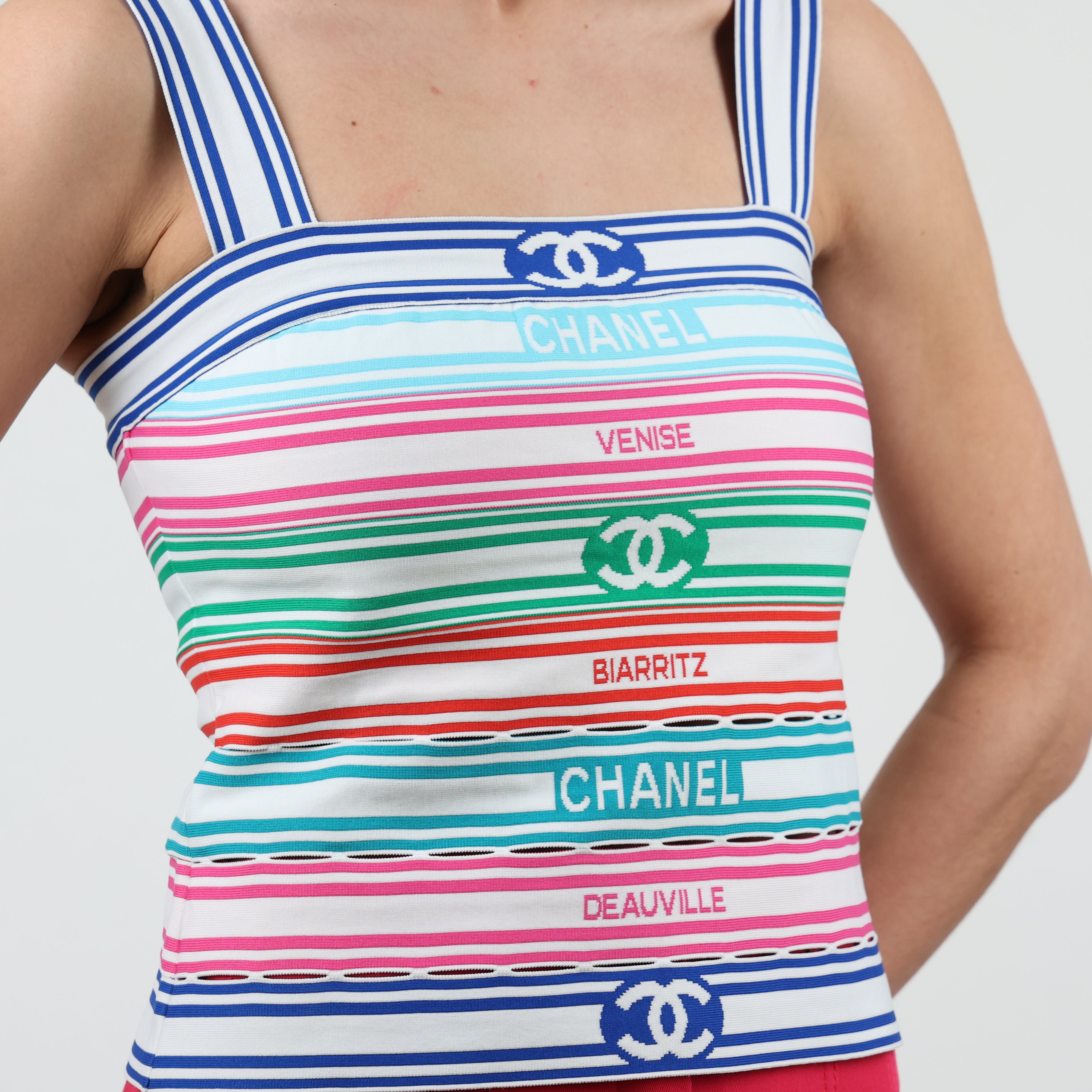 Top, UK Size 10