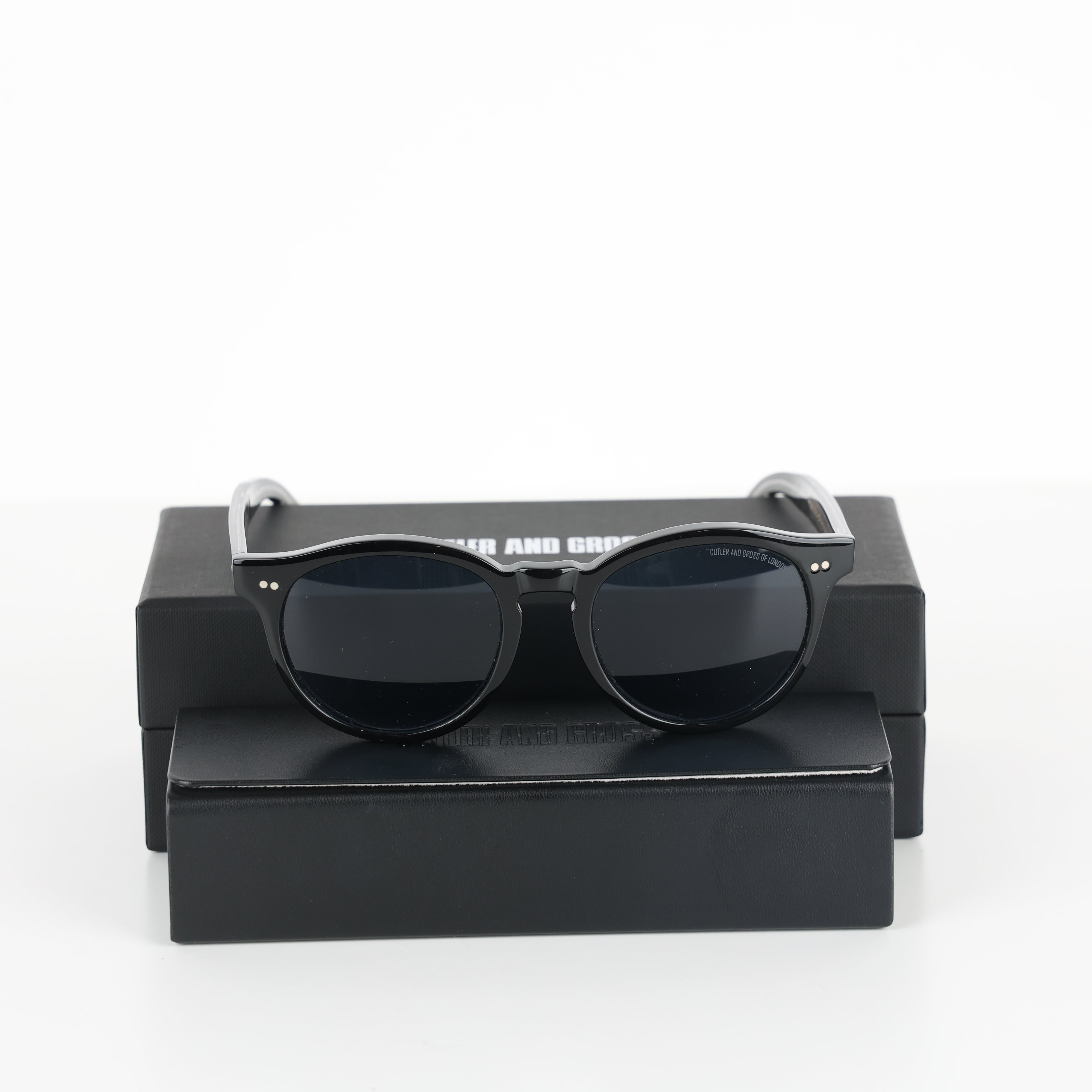 Sunglasses, UK Size One Size