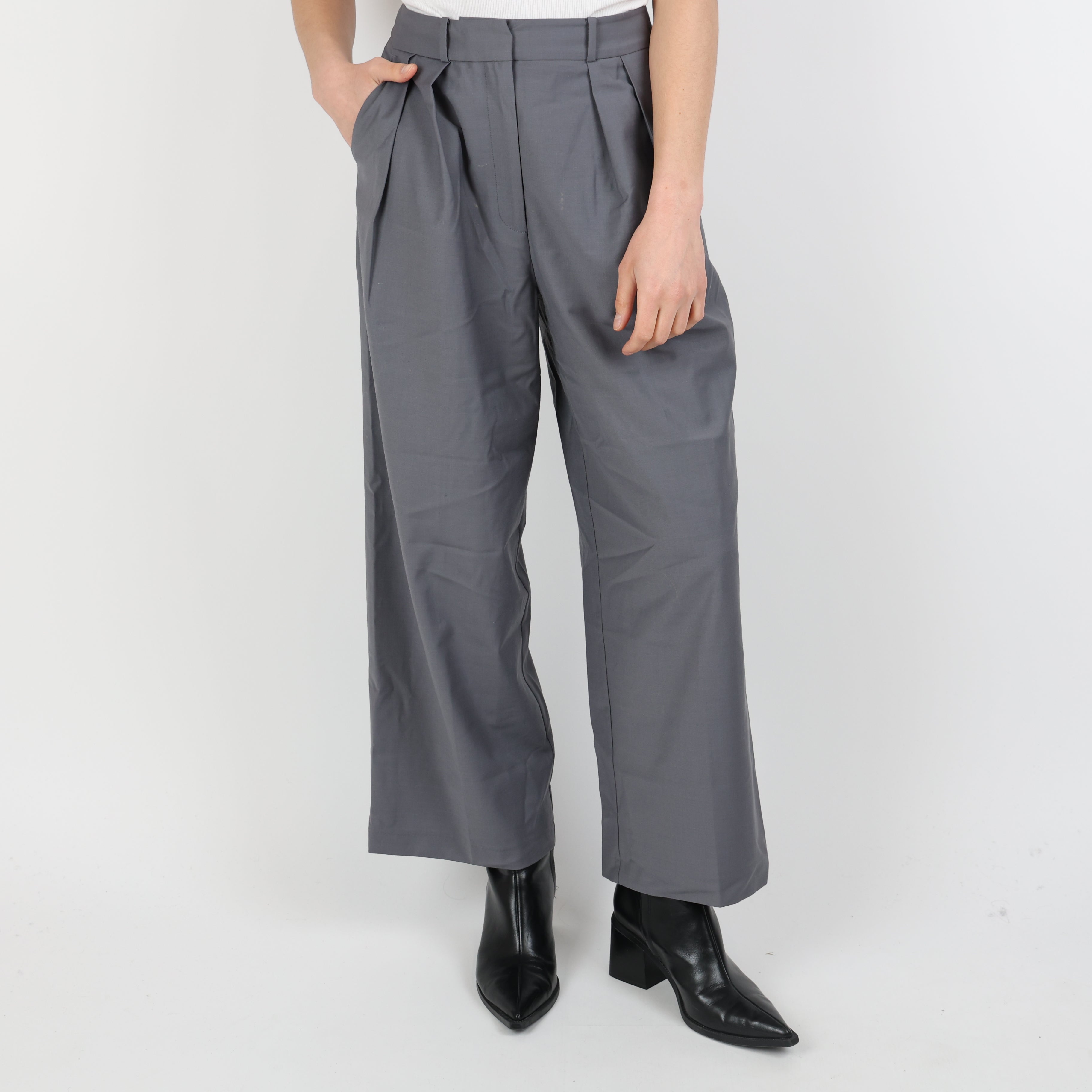 Trousers, UK Size 6