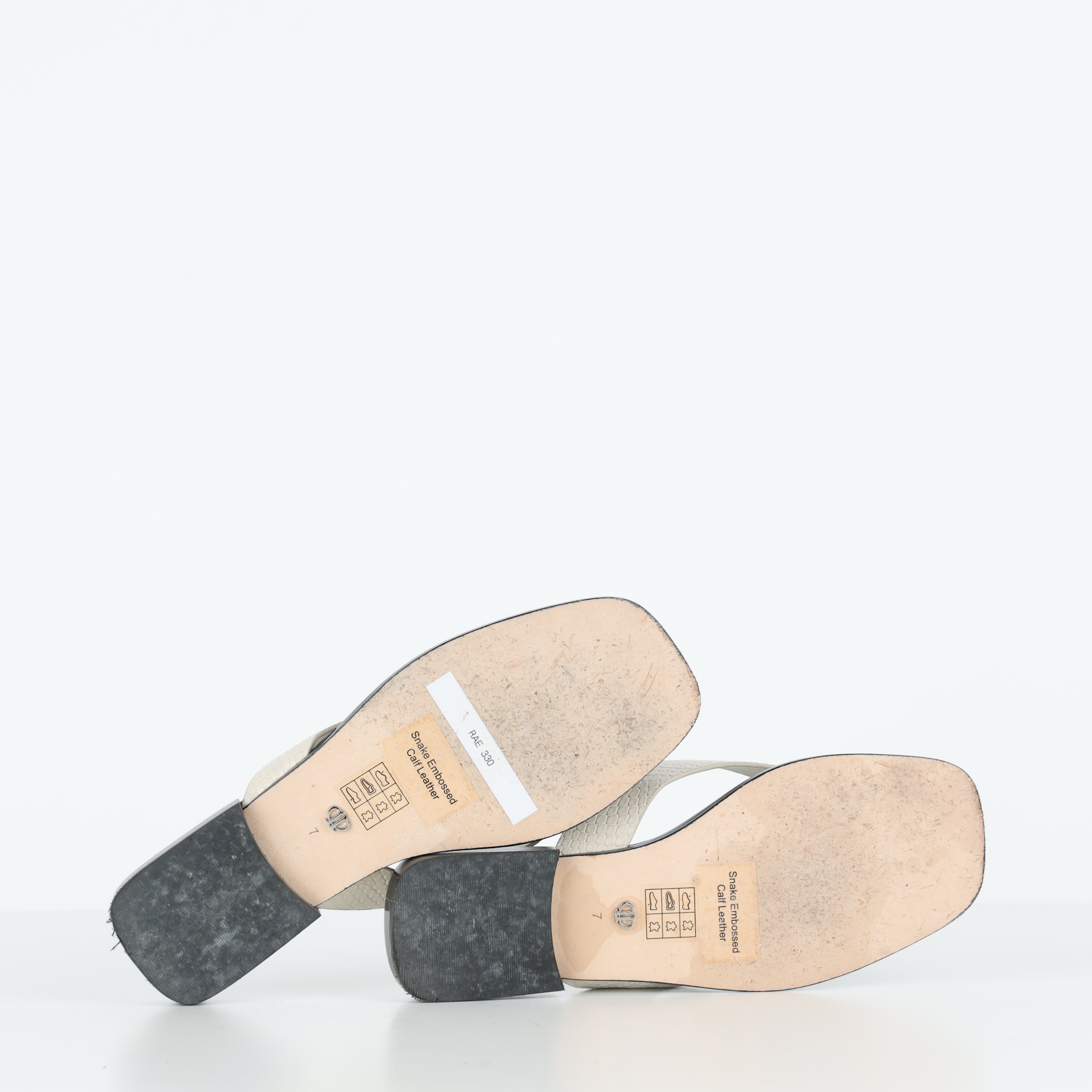 Flats , Shoe Size 37