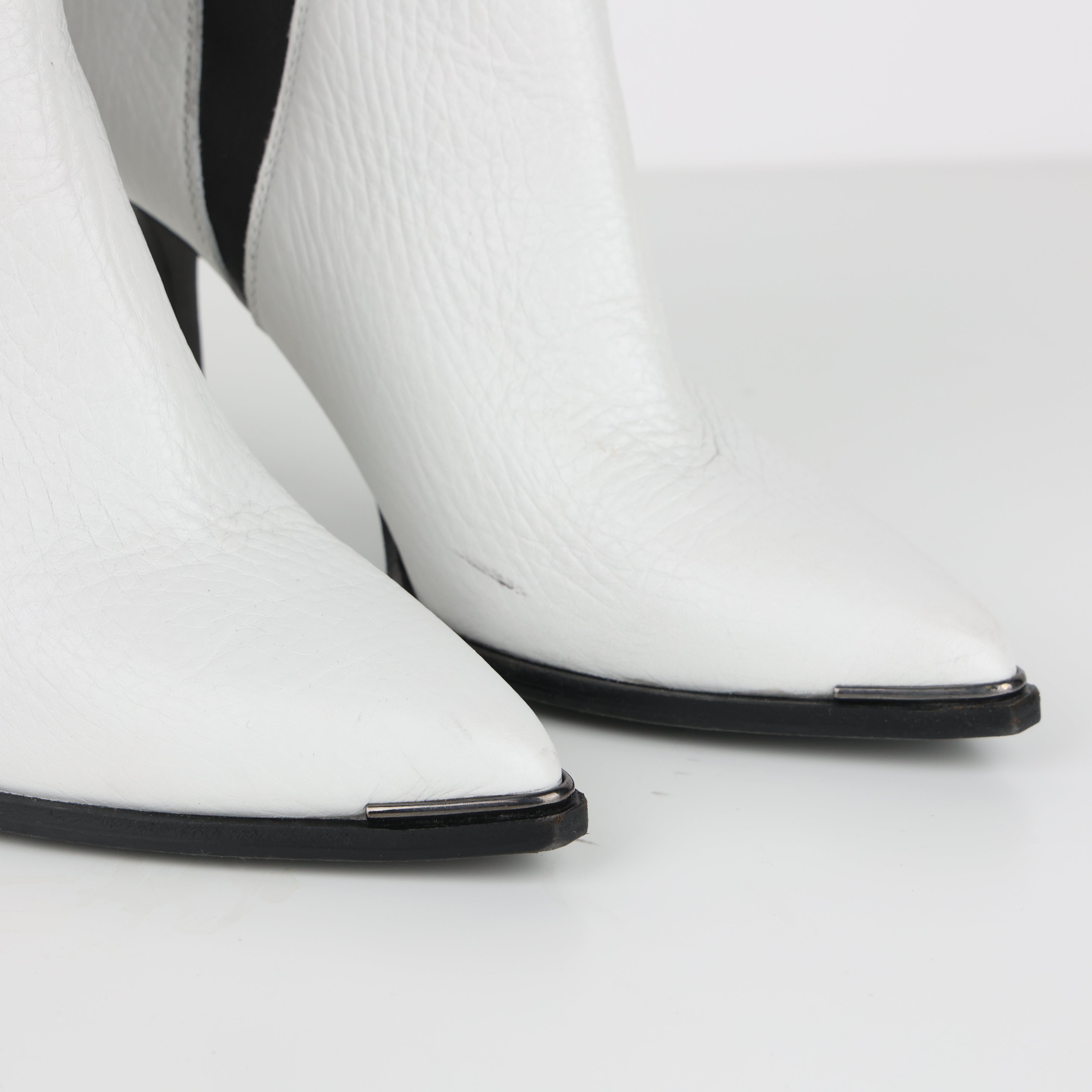 Boots, Shoe Size 39