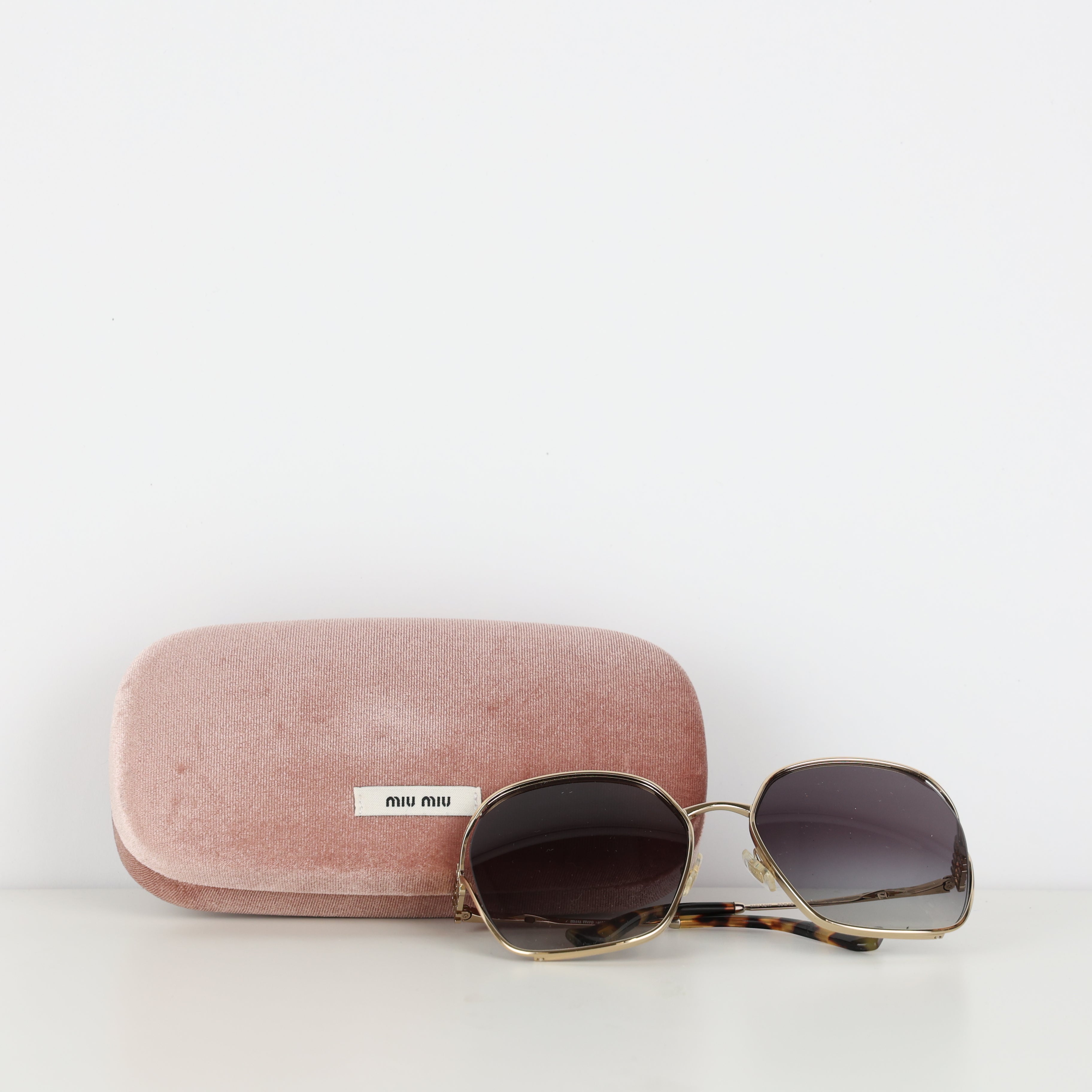 Sunglasses, UK Size One Size