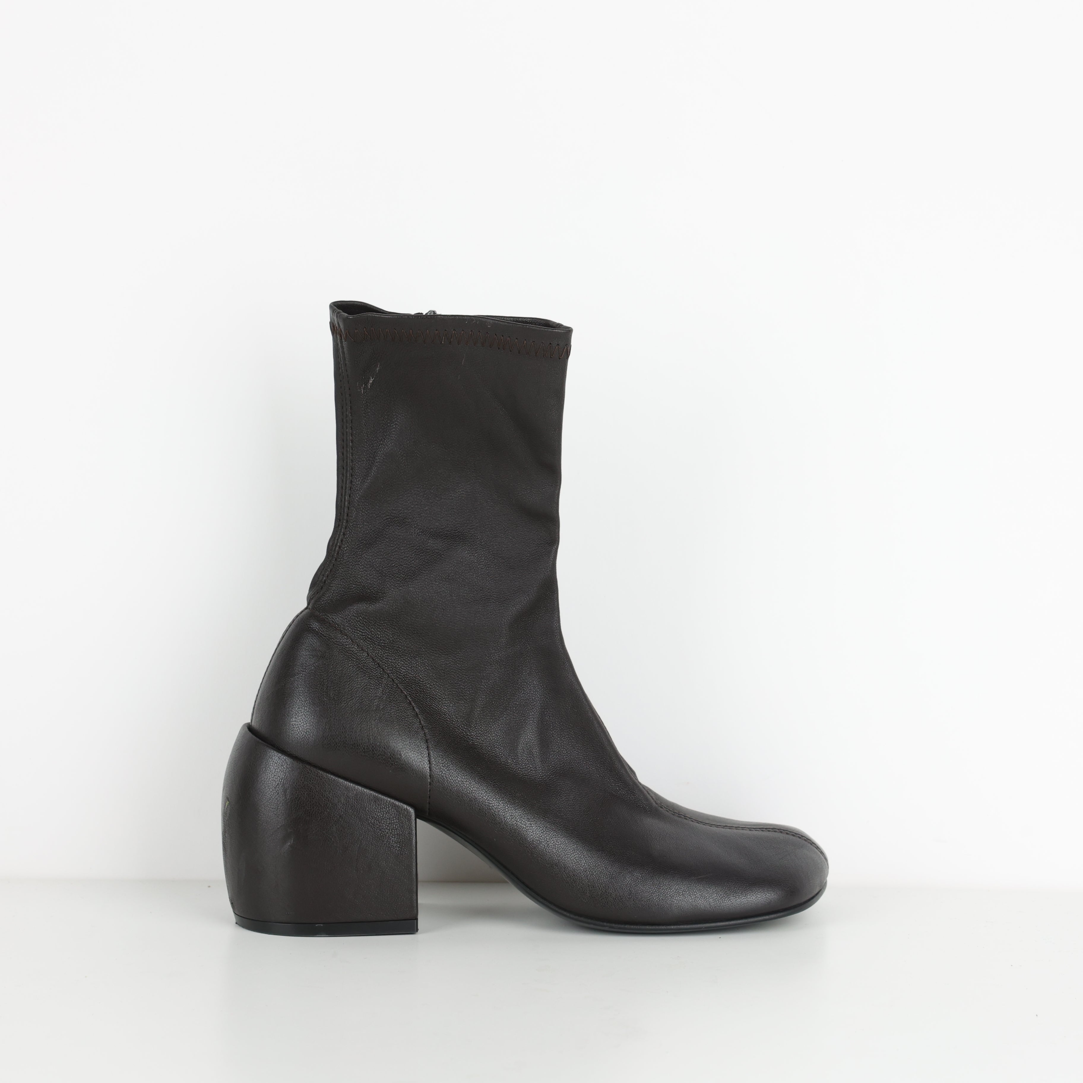 Boots , Shoe Size 38