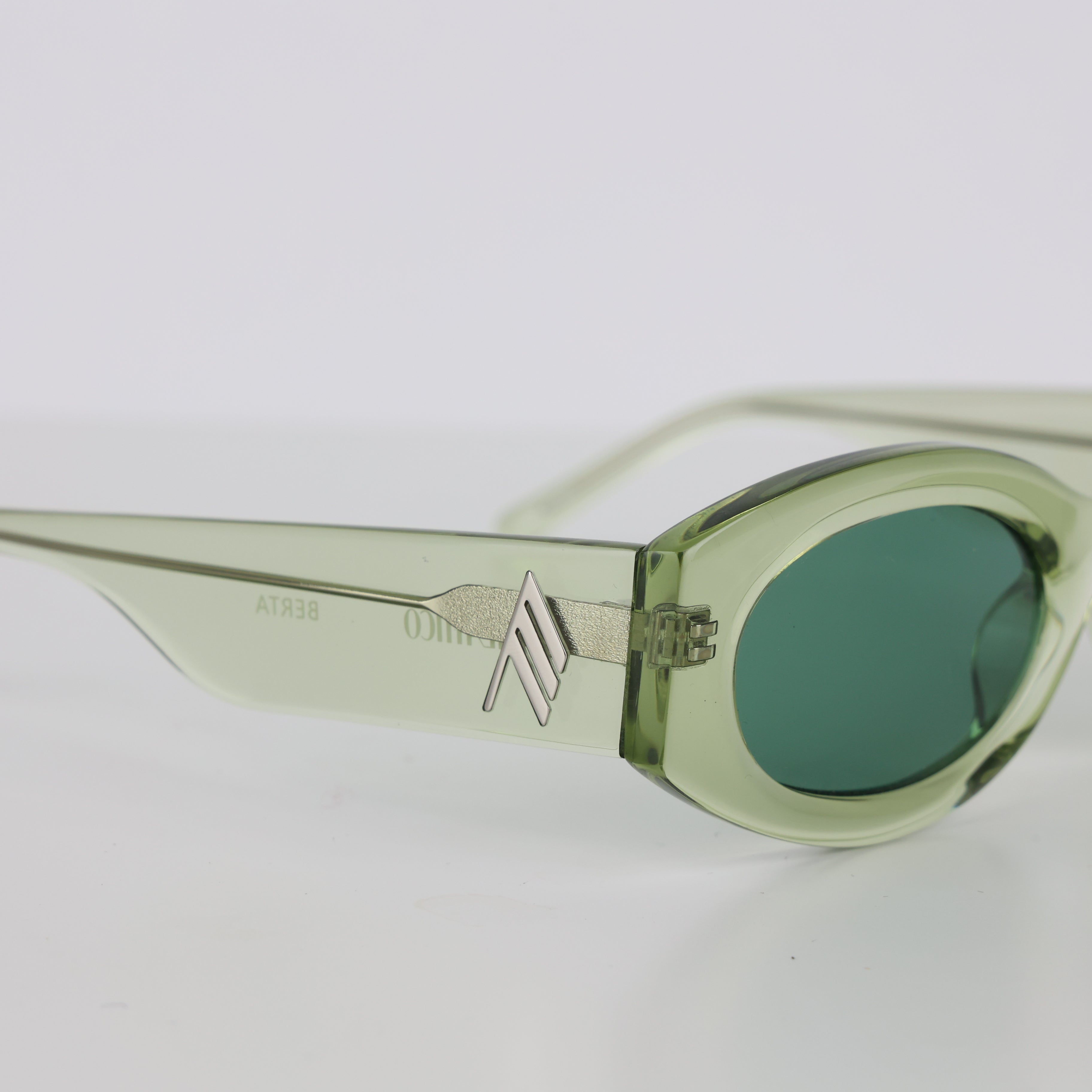 Sunglasses, UK Size One Size