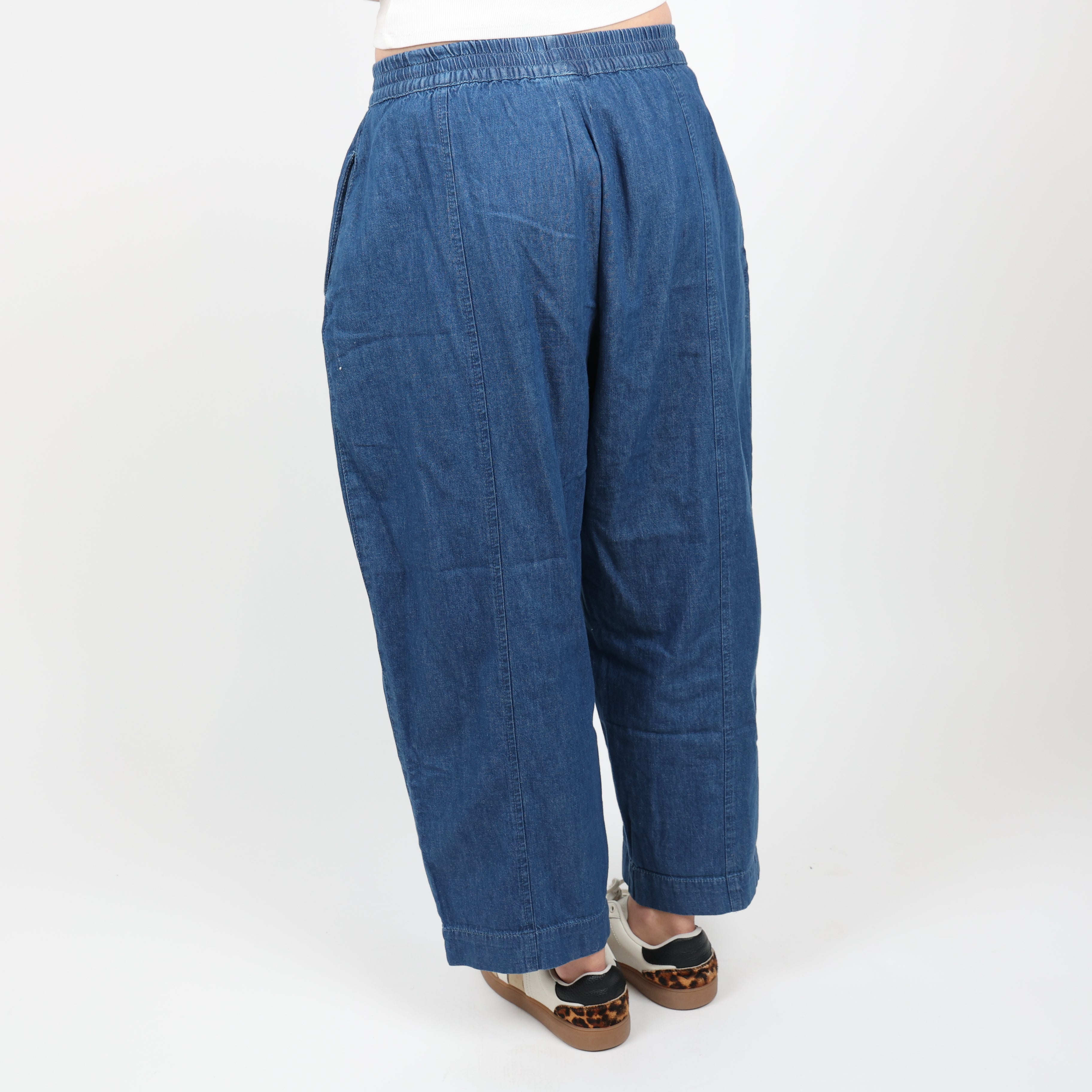 Trousers, UK Size 6