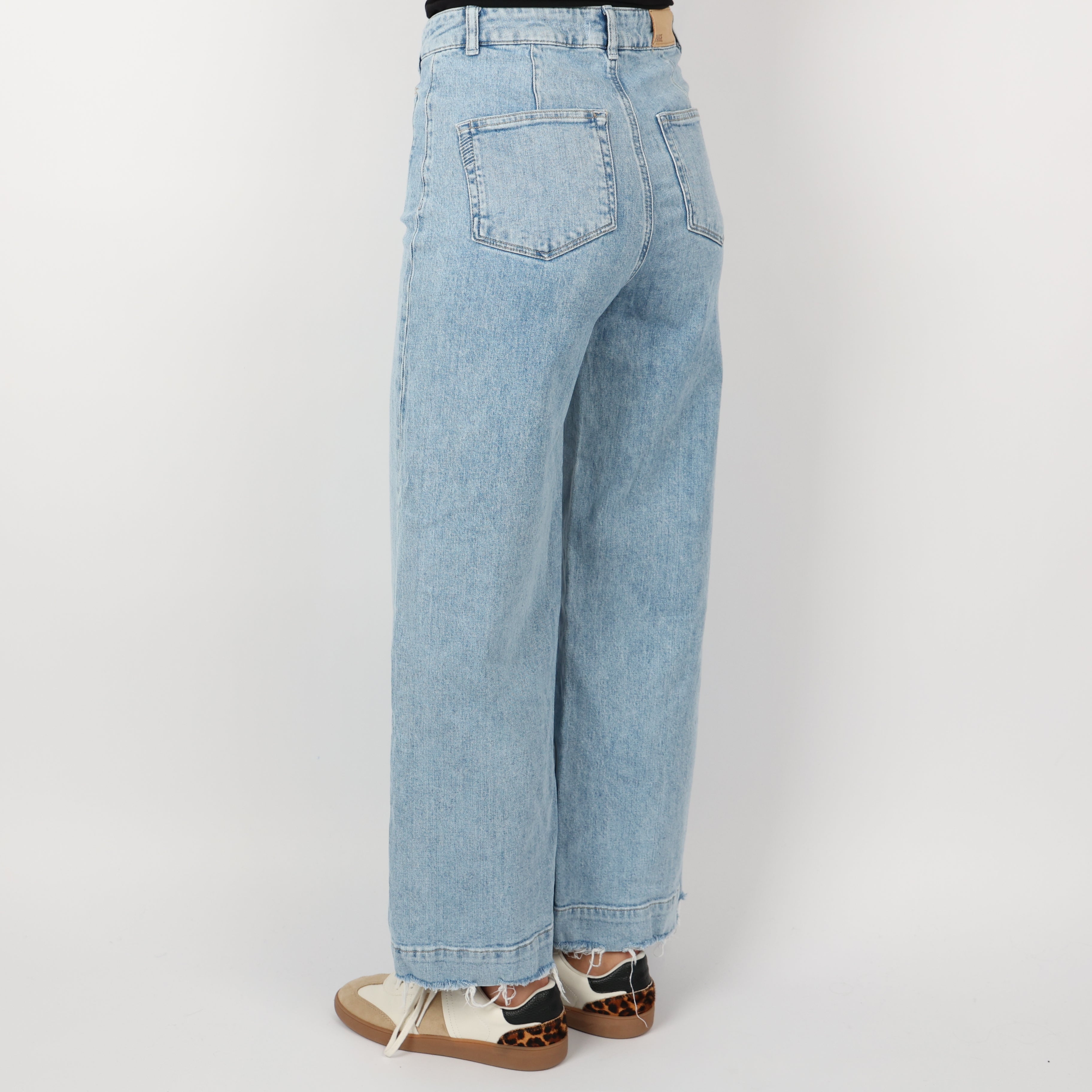 Jeans, Waist 28