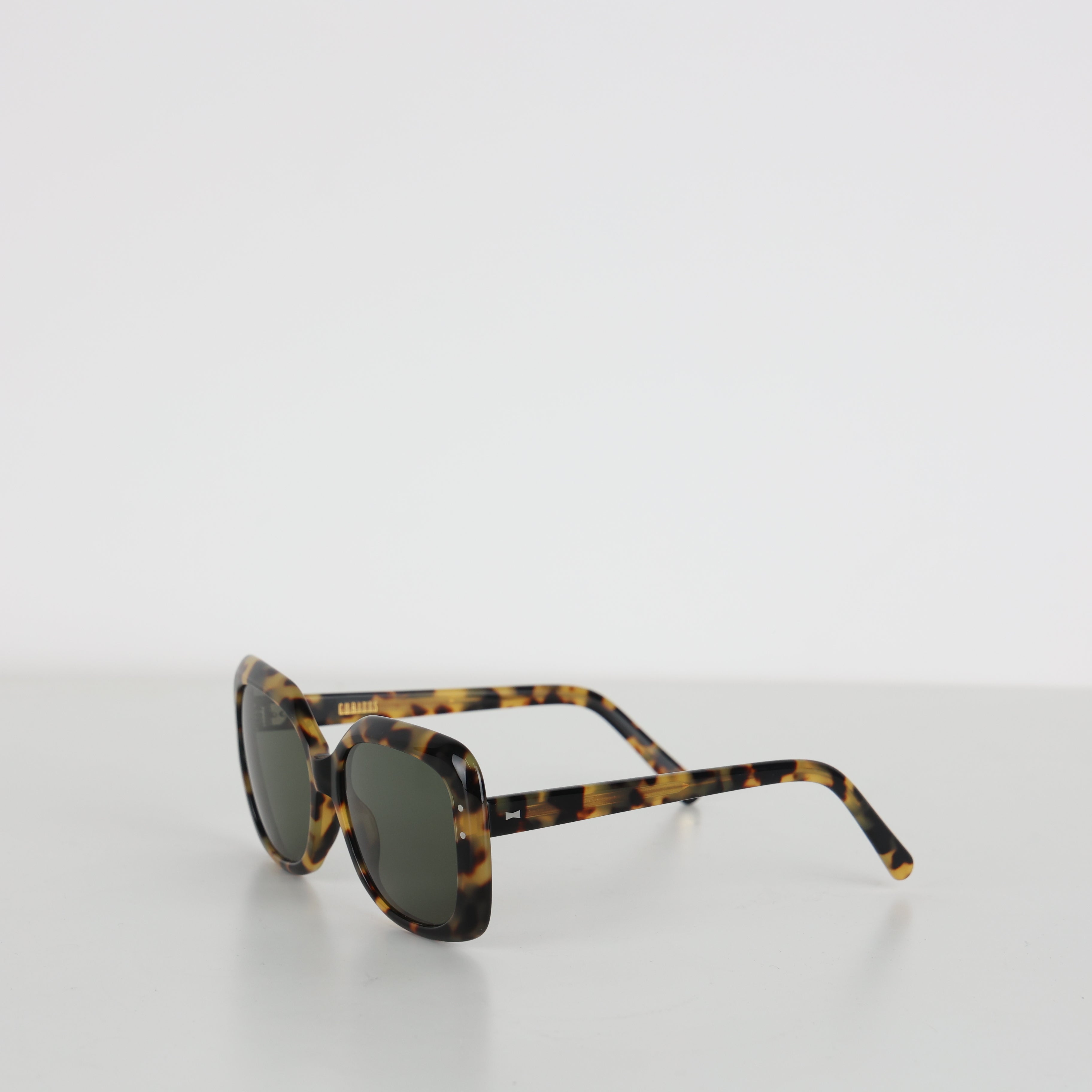 Sunglasses, UK Size One Size