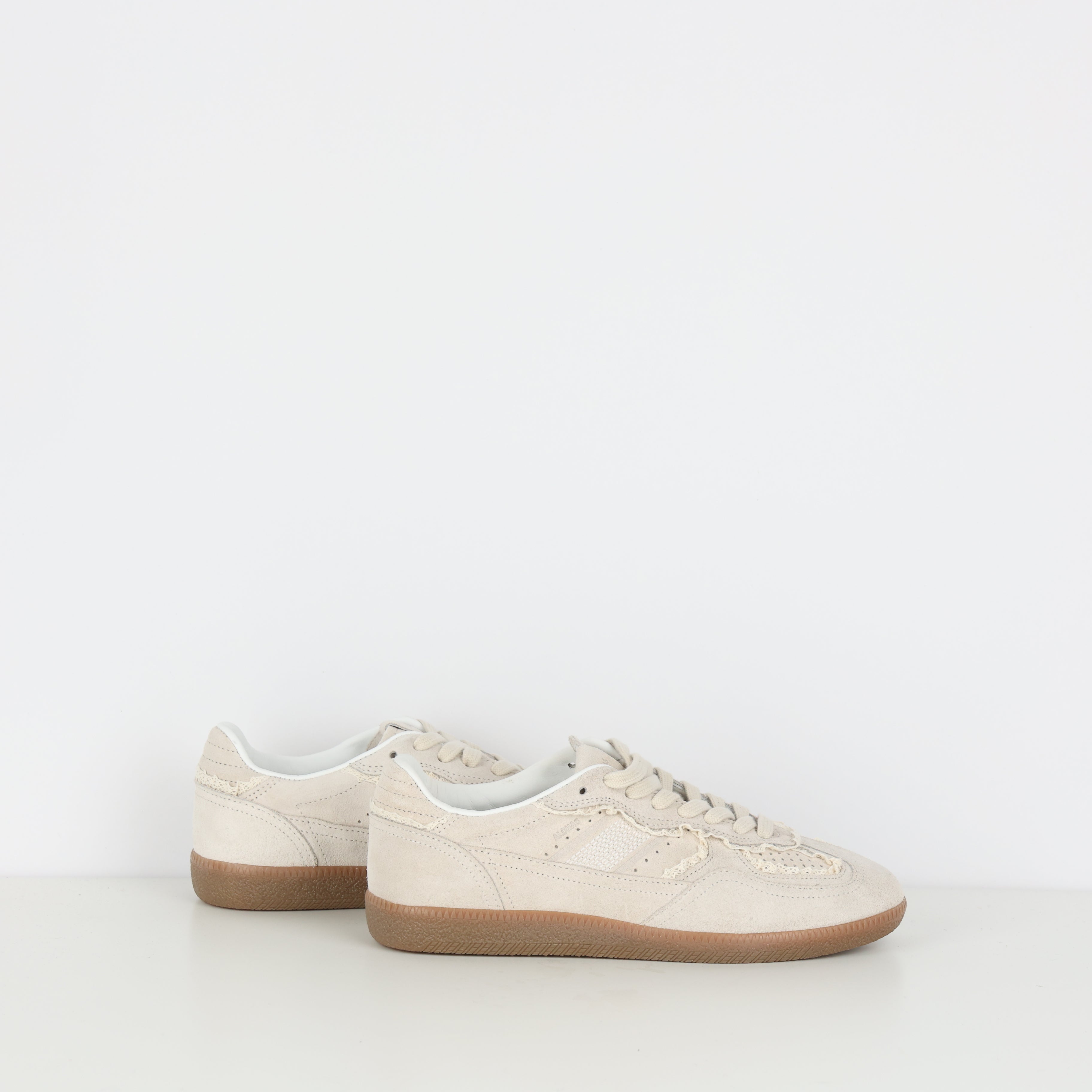 Trainers , Shoe Size 38