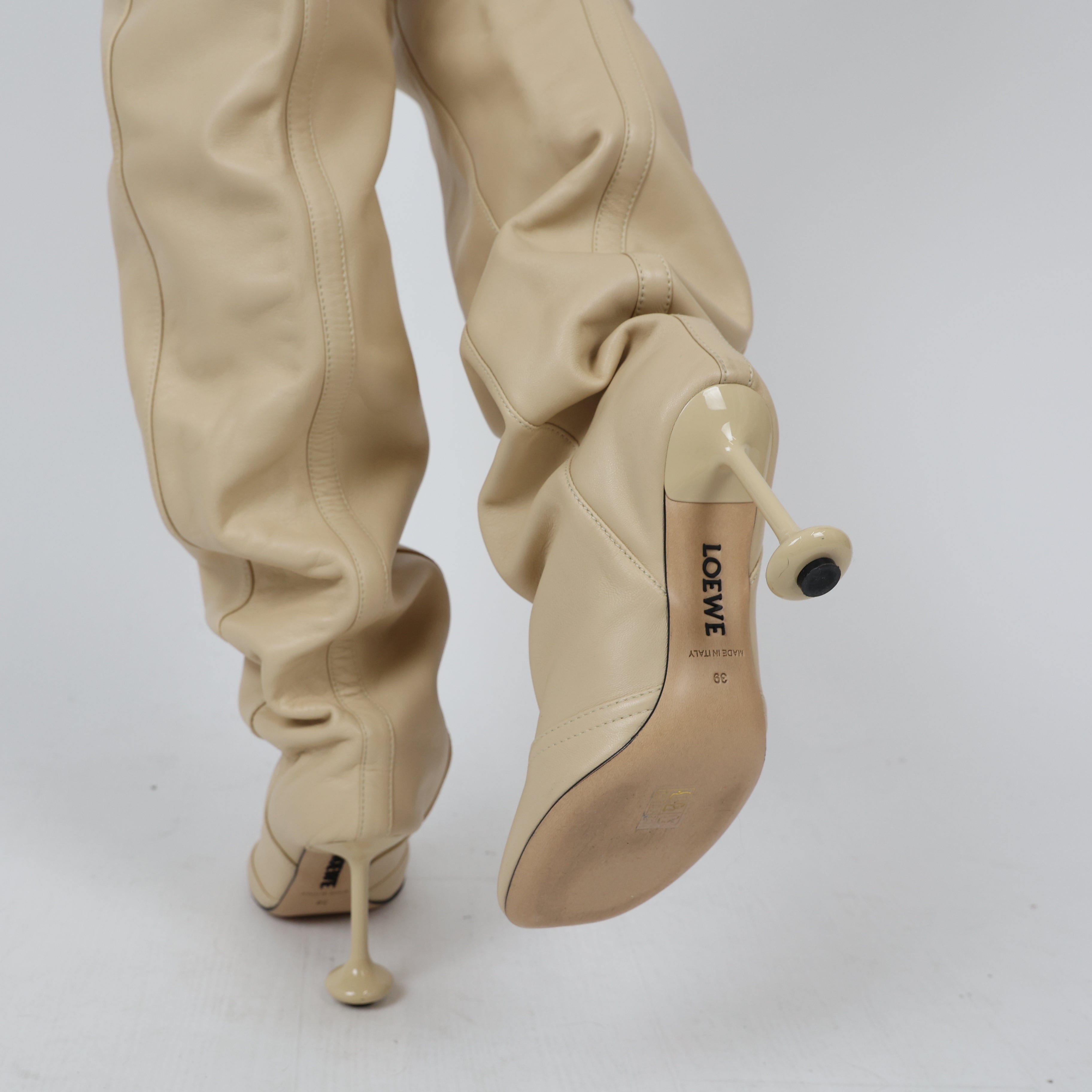 Boots , Shoe Size 39