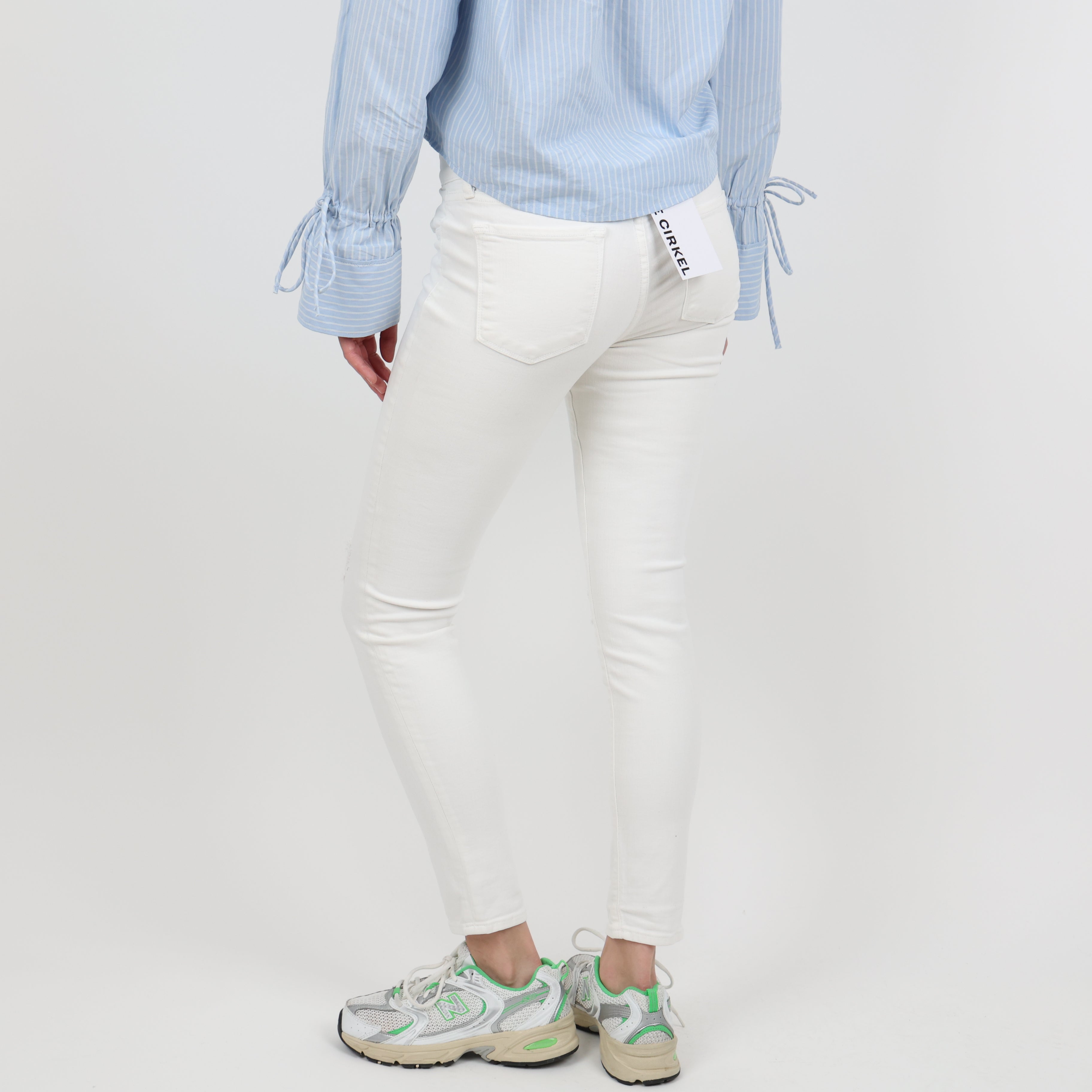 Jeans, Waist 28
