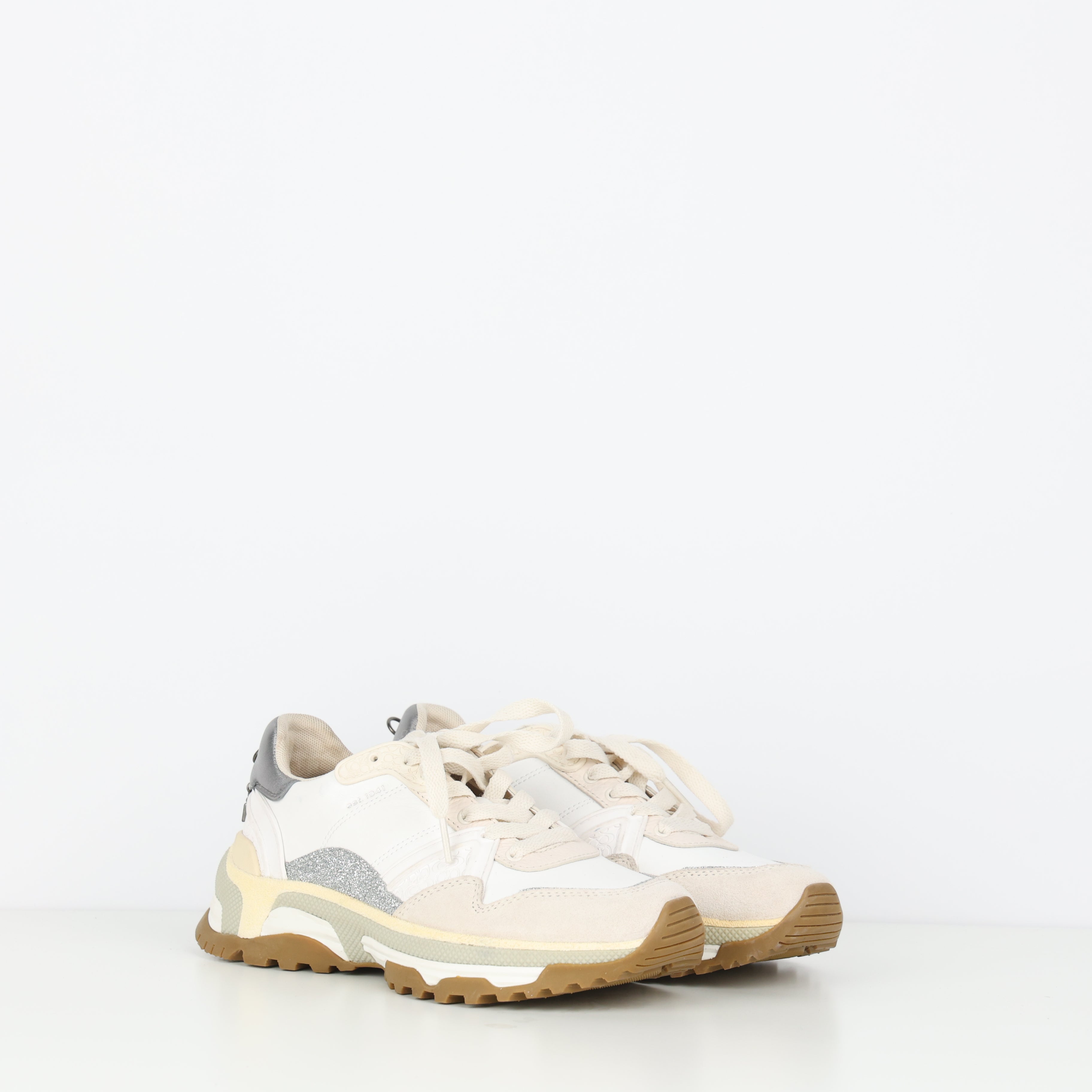 Trainers , Shoe Size 37.5