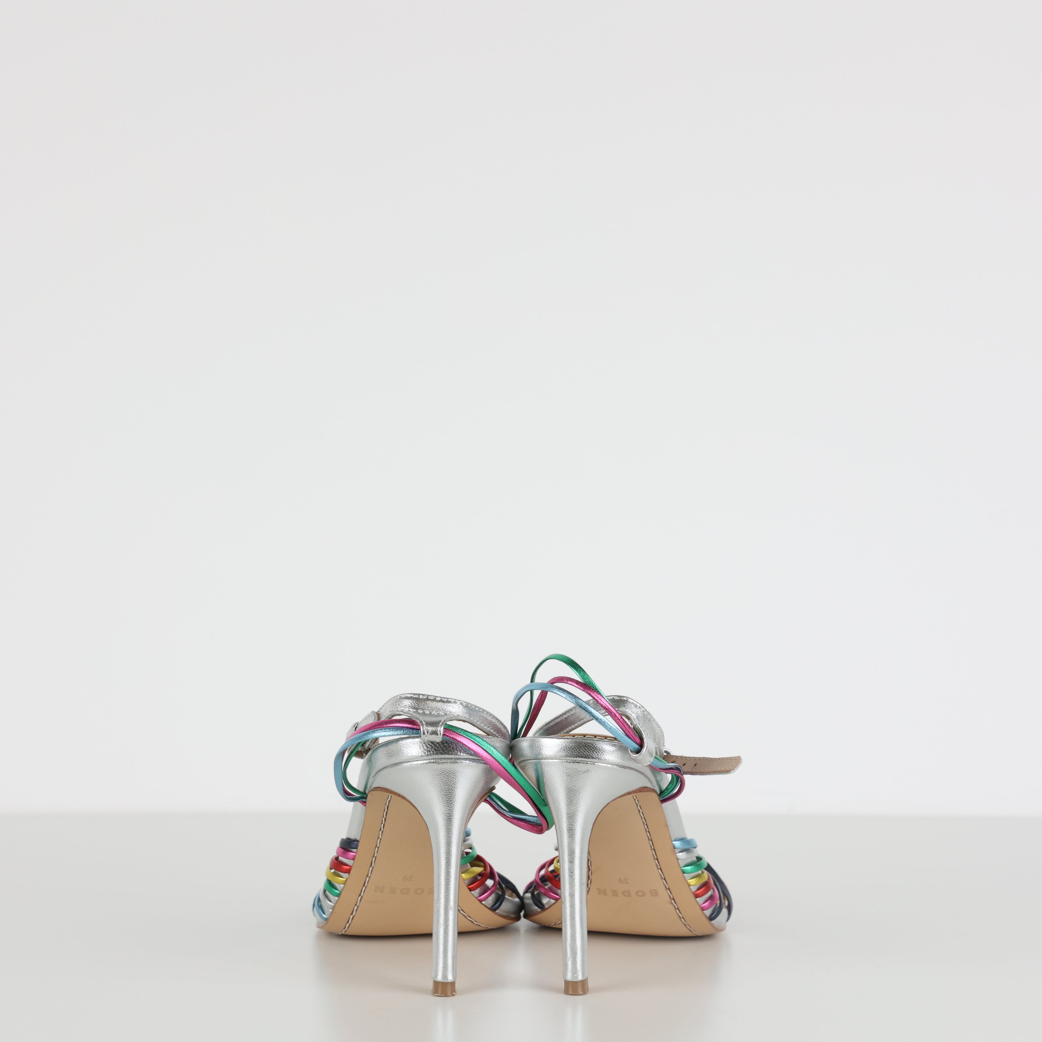 Heels , Shoe Size 39