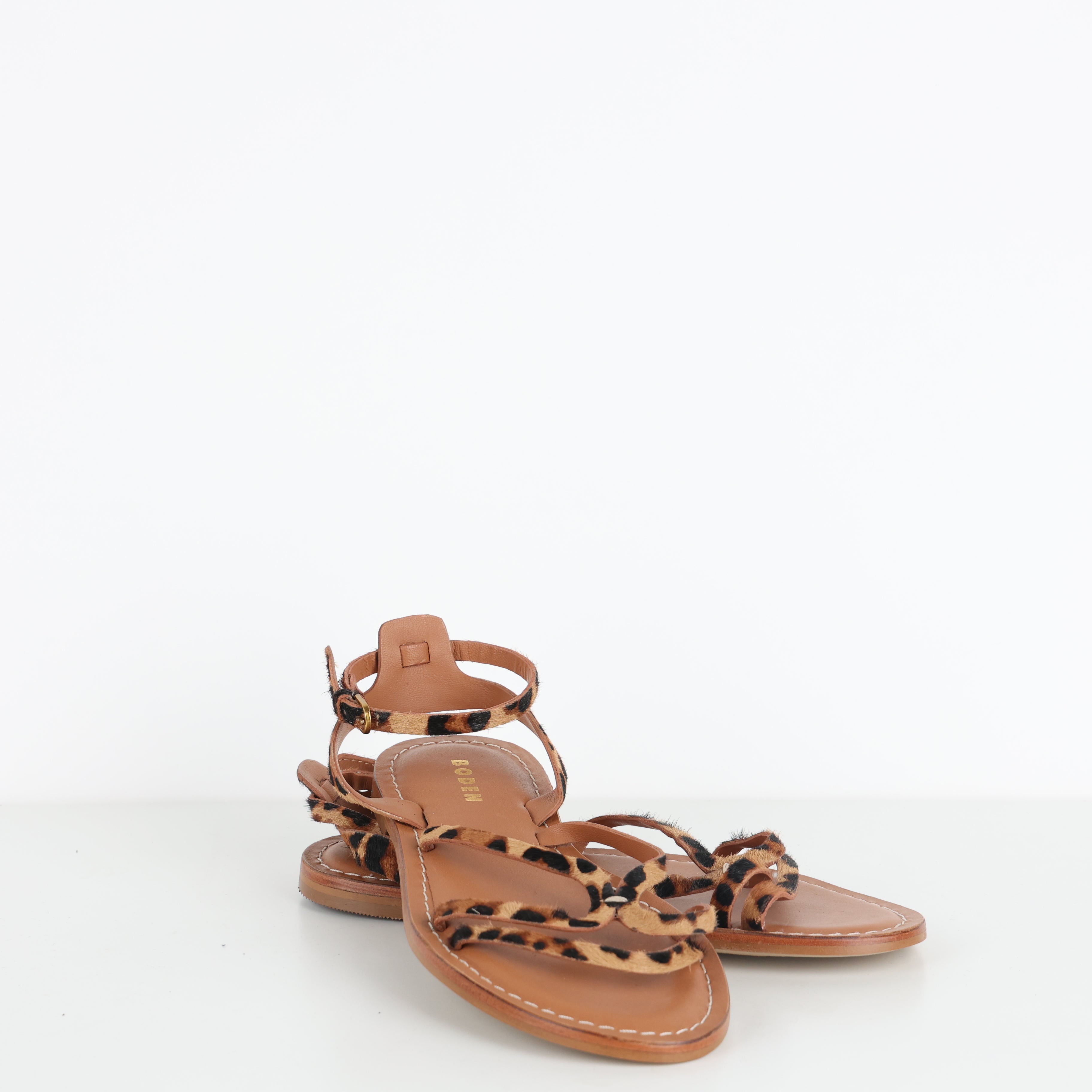 Flats , Shoe Size 37