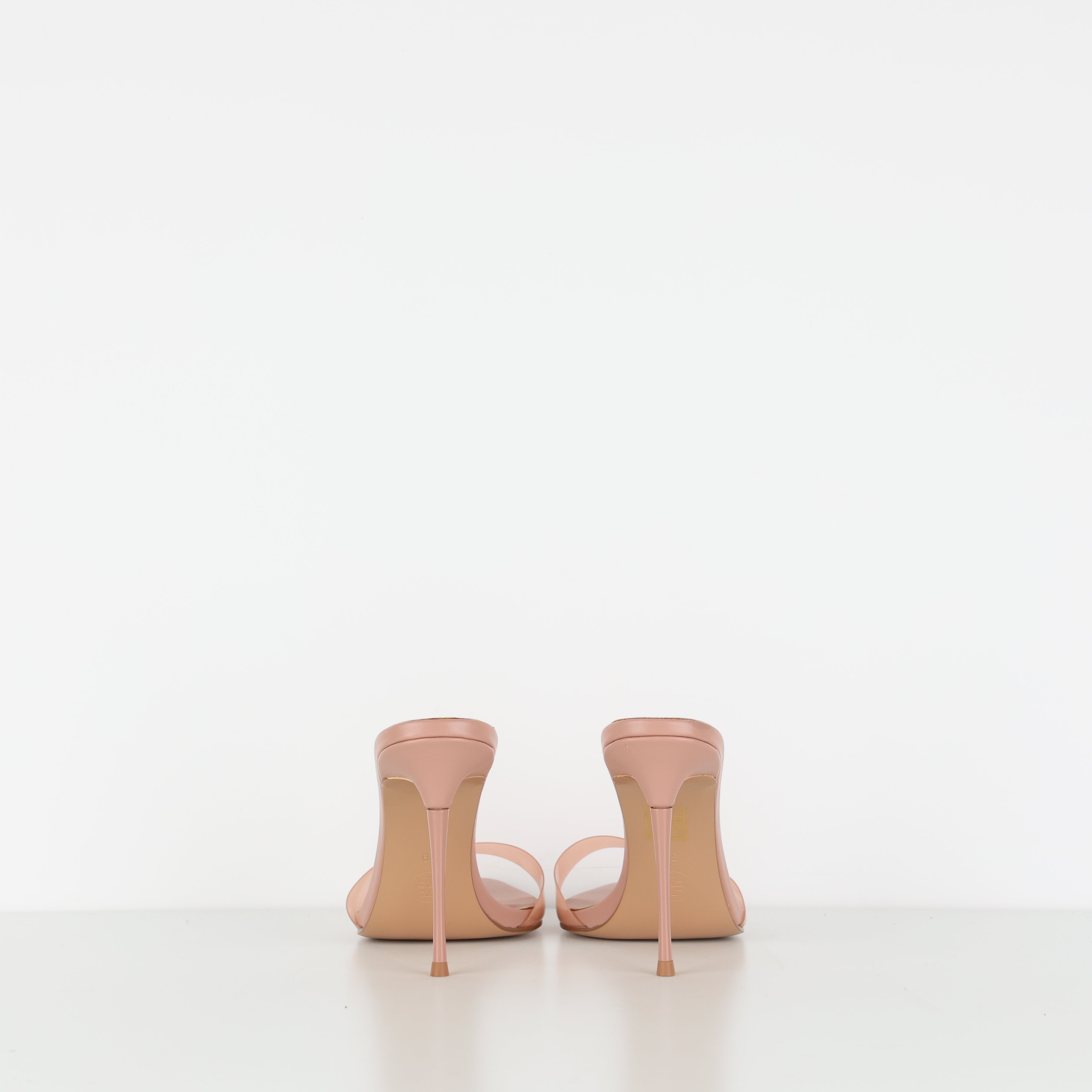 Heels , Shoe Size 39