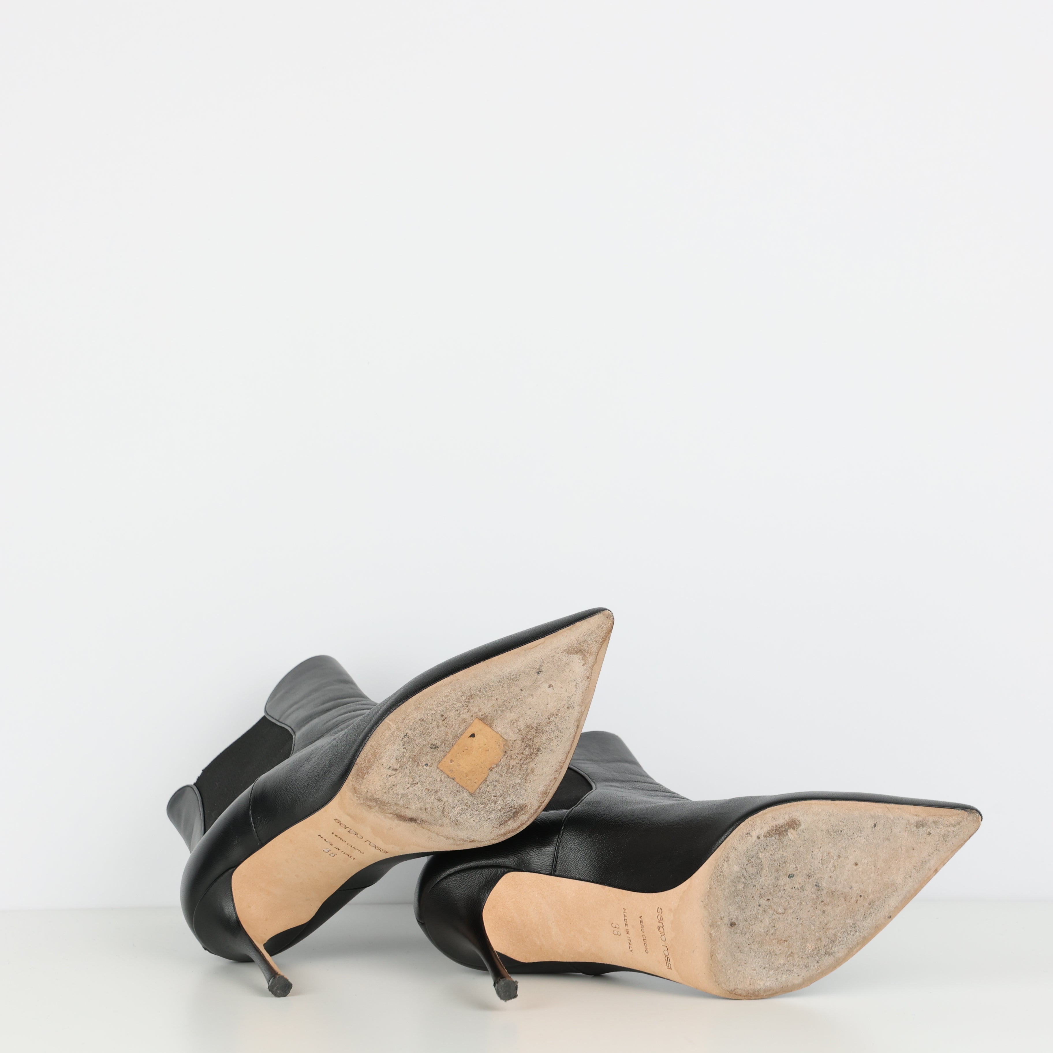Boots , Shoe Size 38
