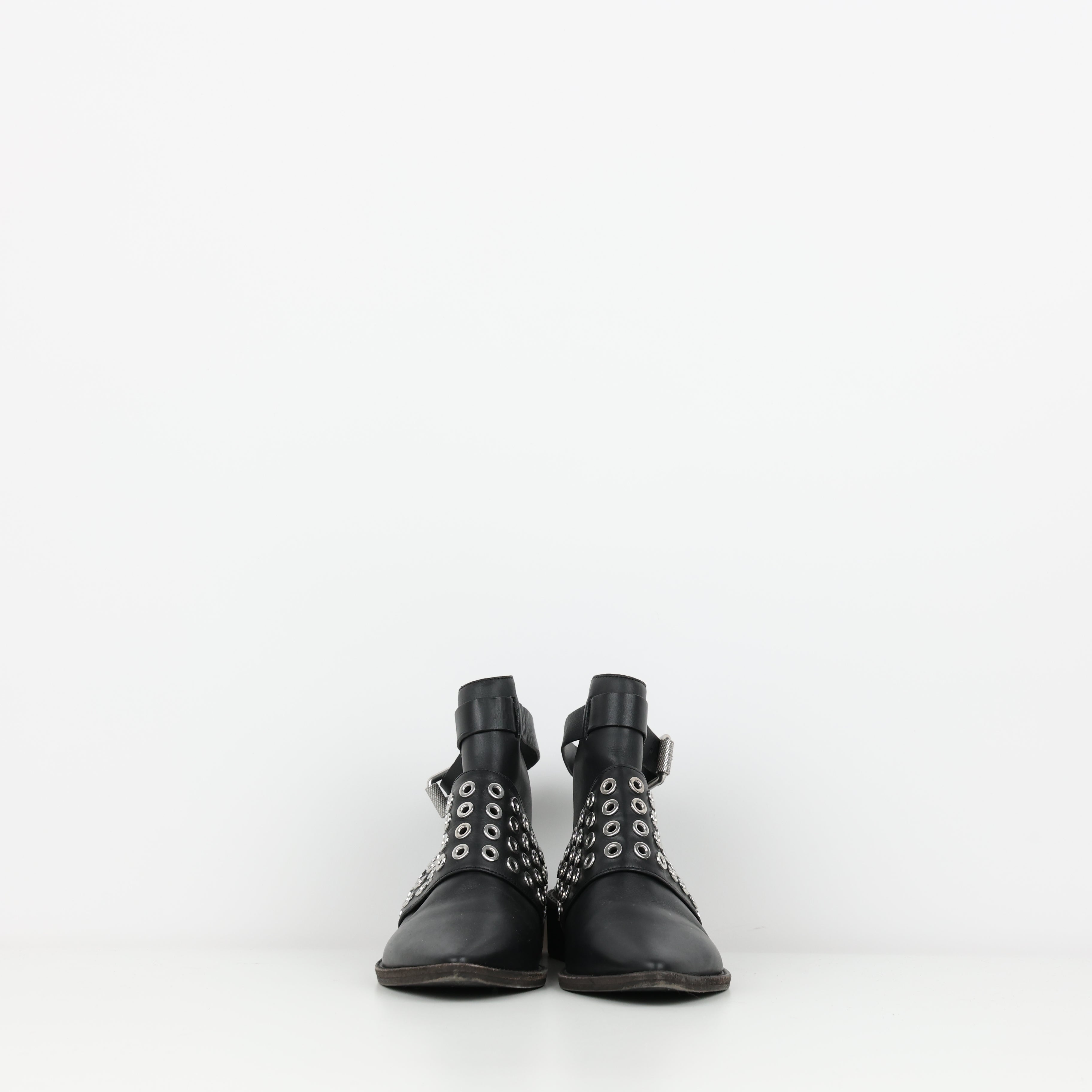 Boots , Shoe Size 39