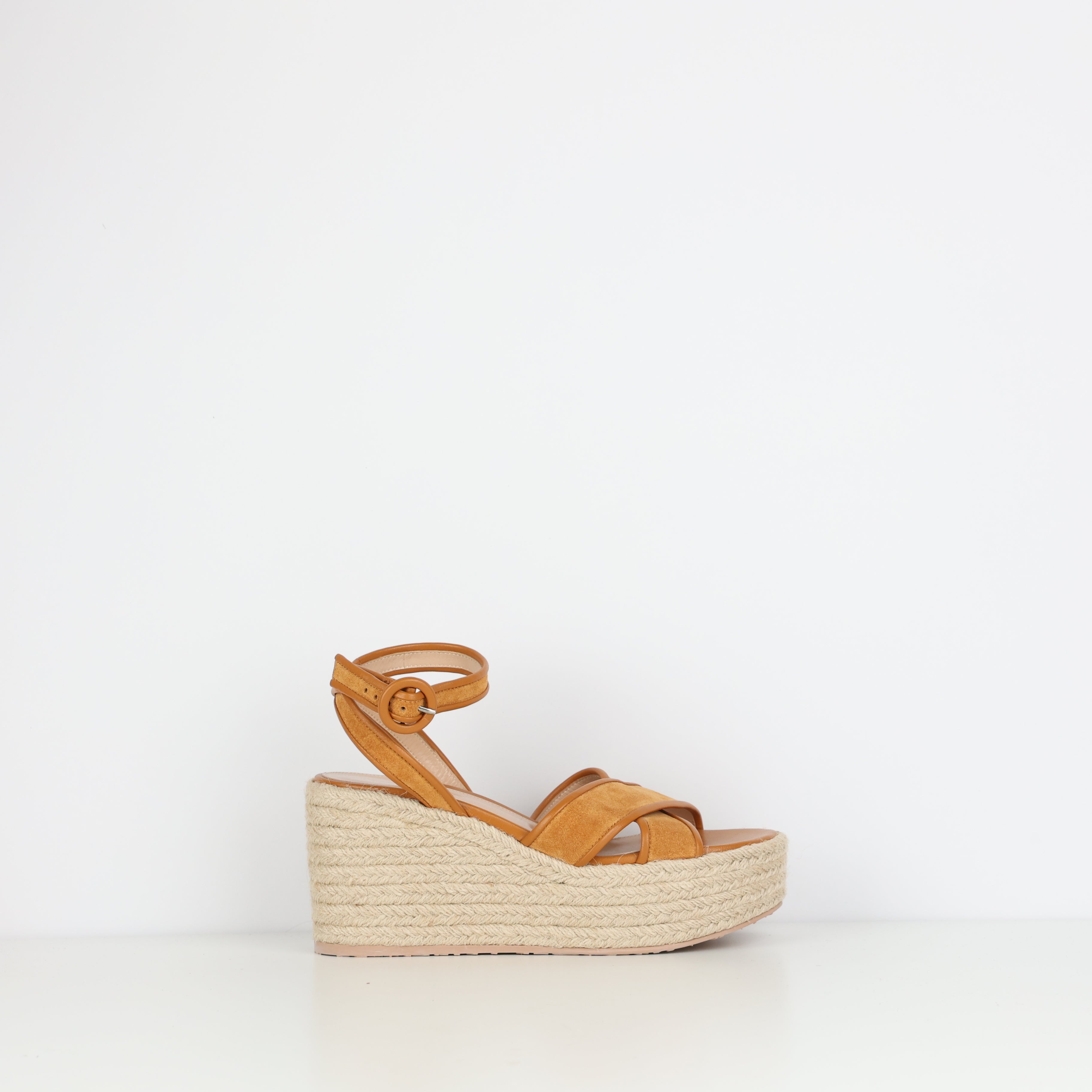 Heels , Shoe Size 39.5