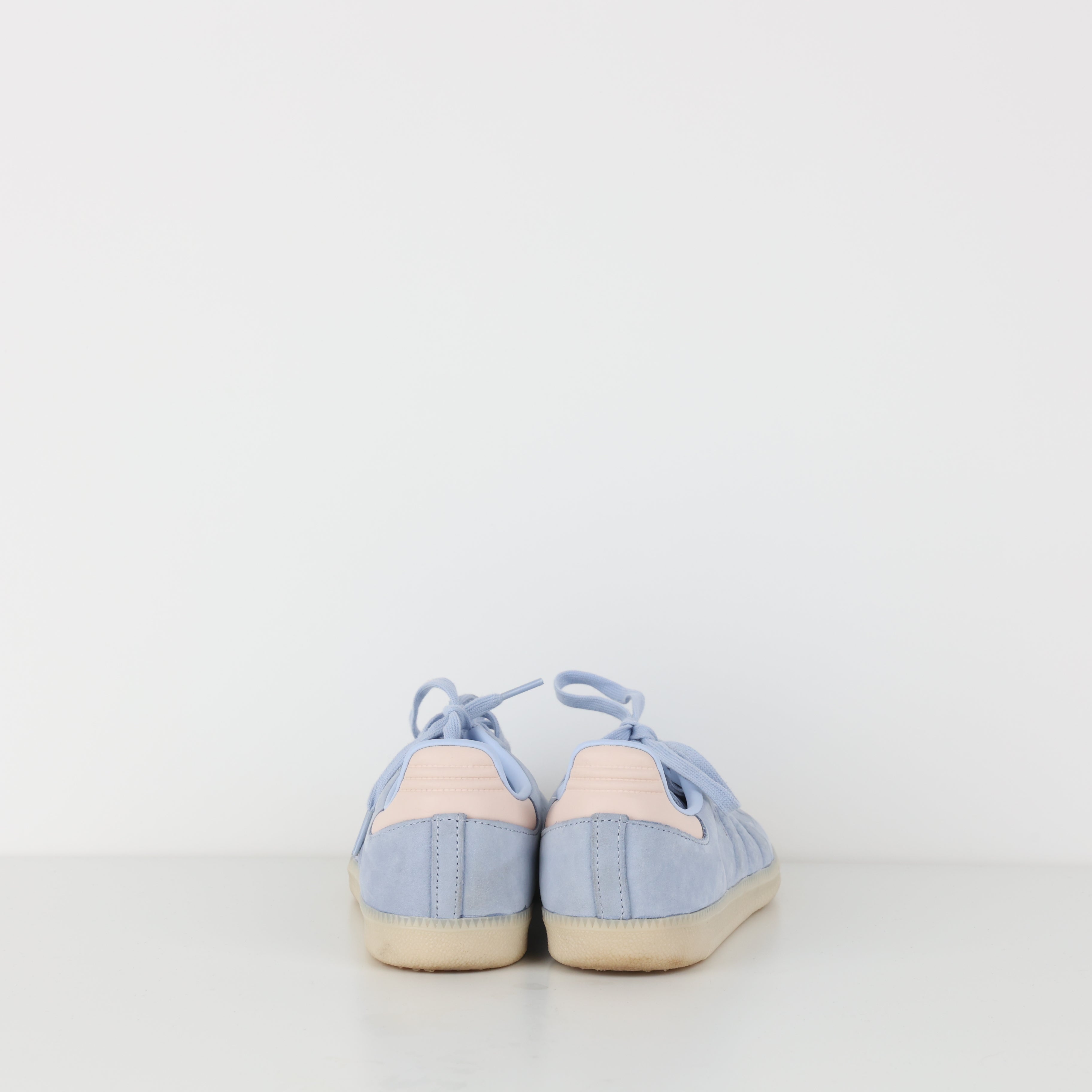 Trainers , Shoe Size 39.5