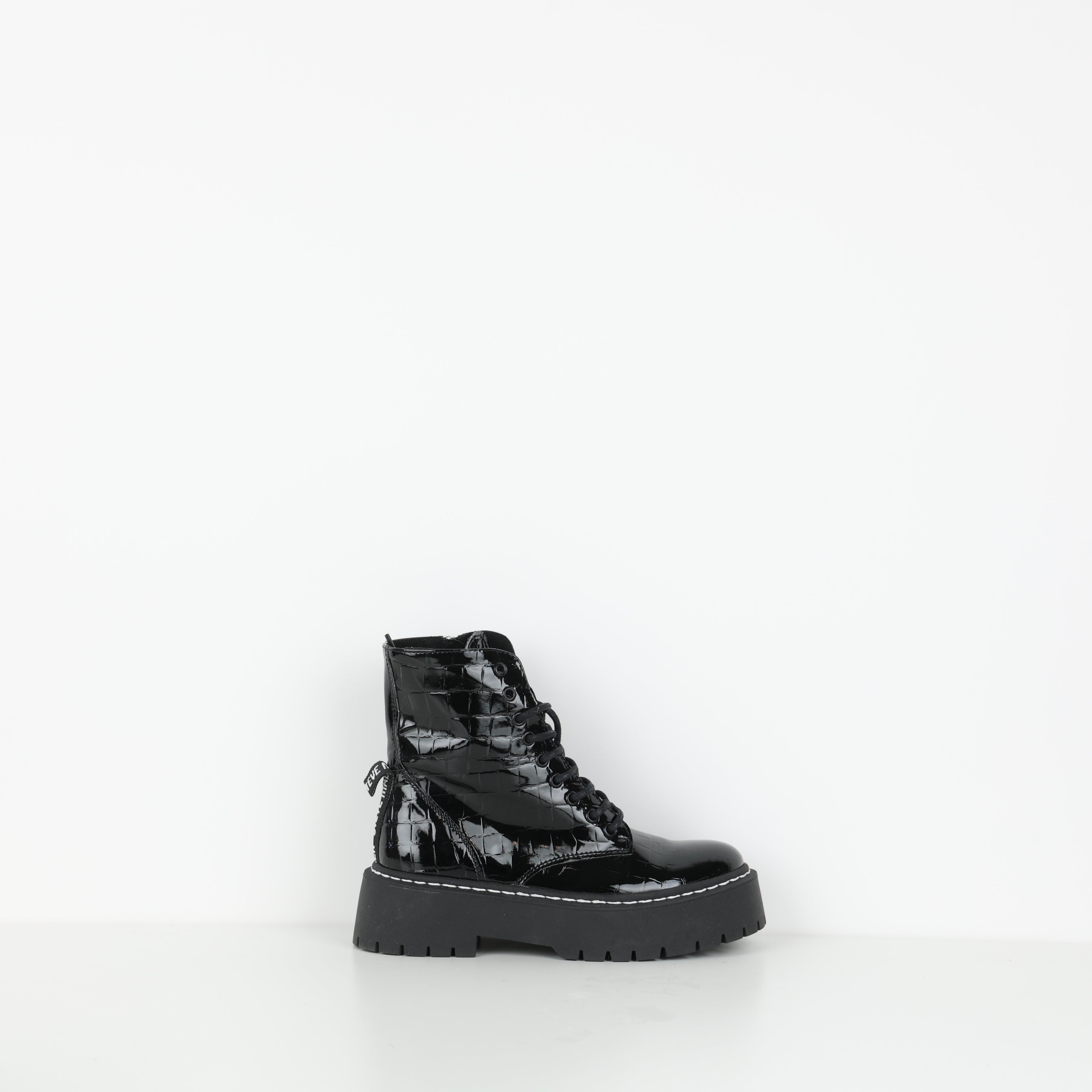 Boots , Shoe Size 37