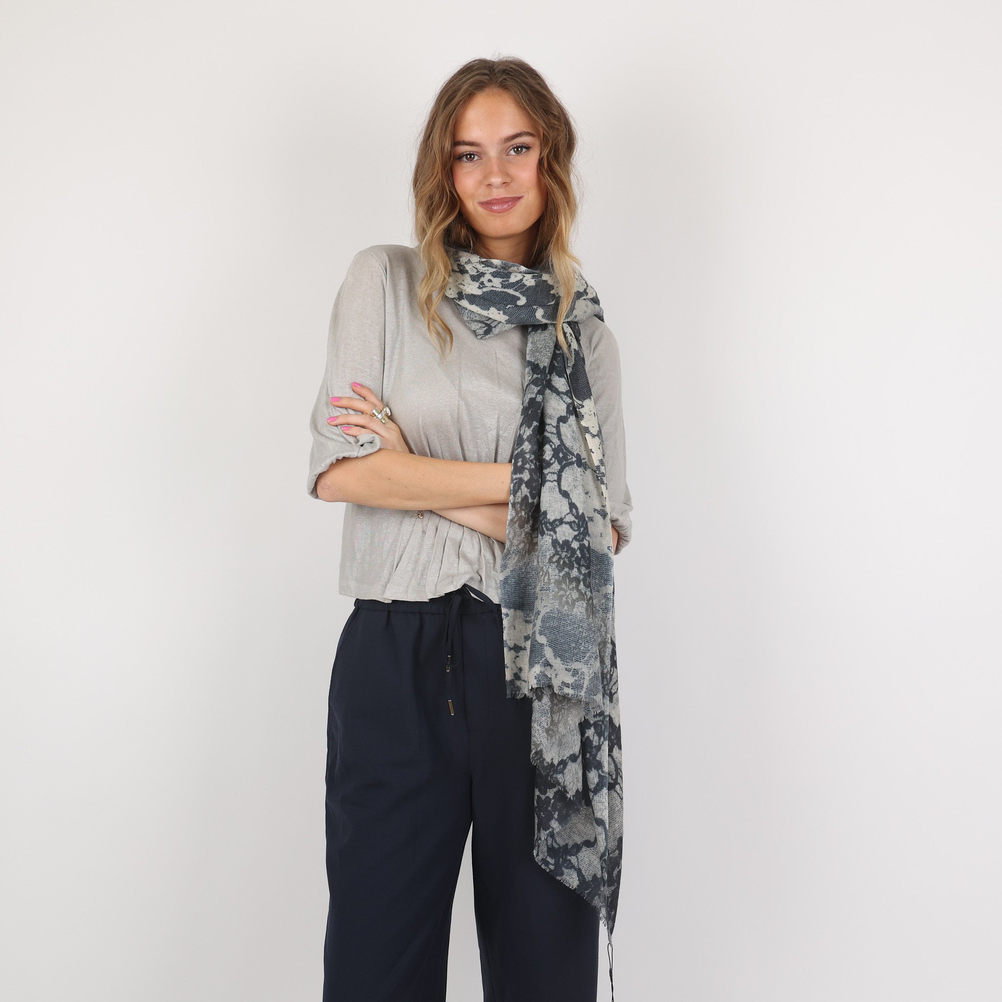 Scarf,