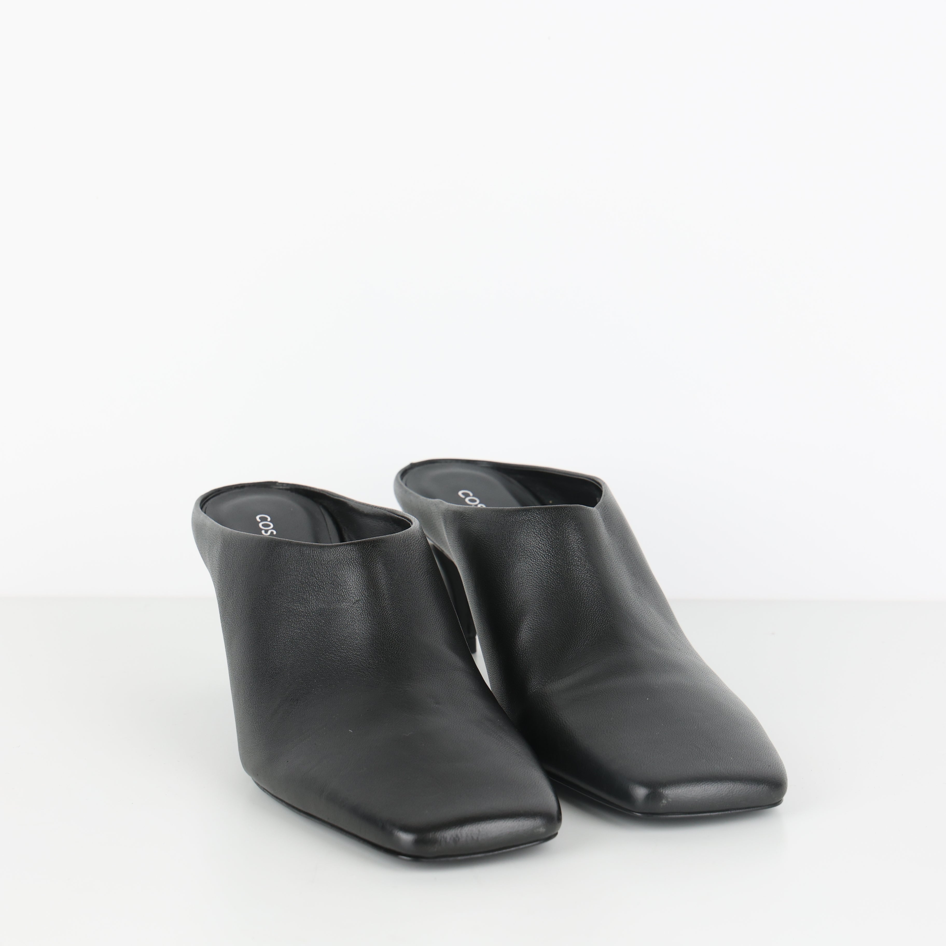 Heels , Shoe Size 39