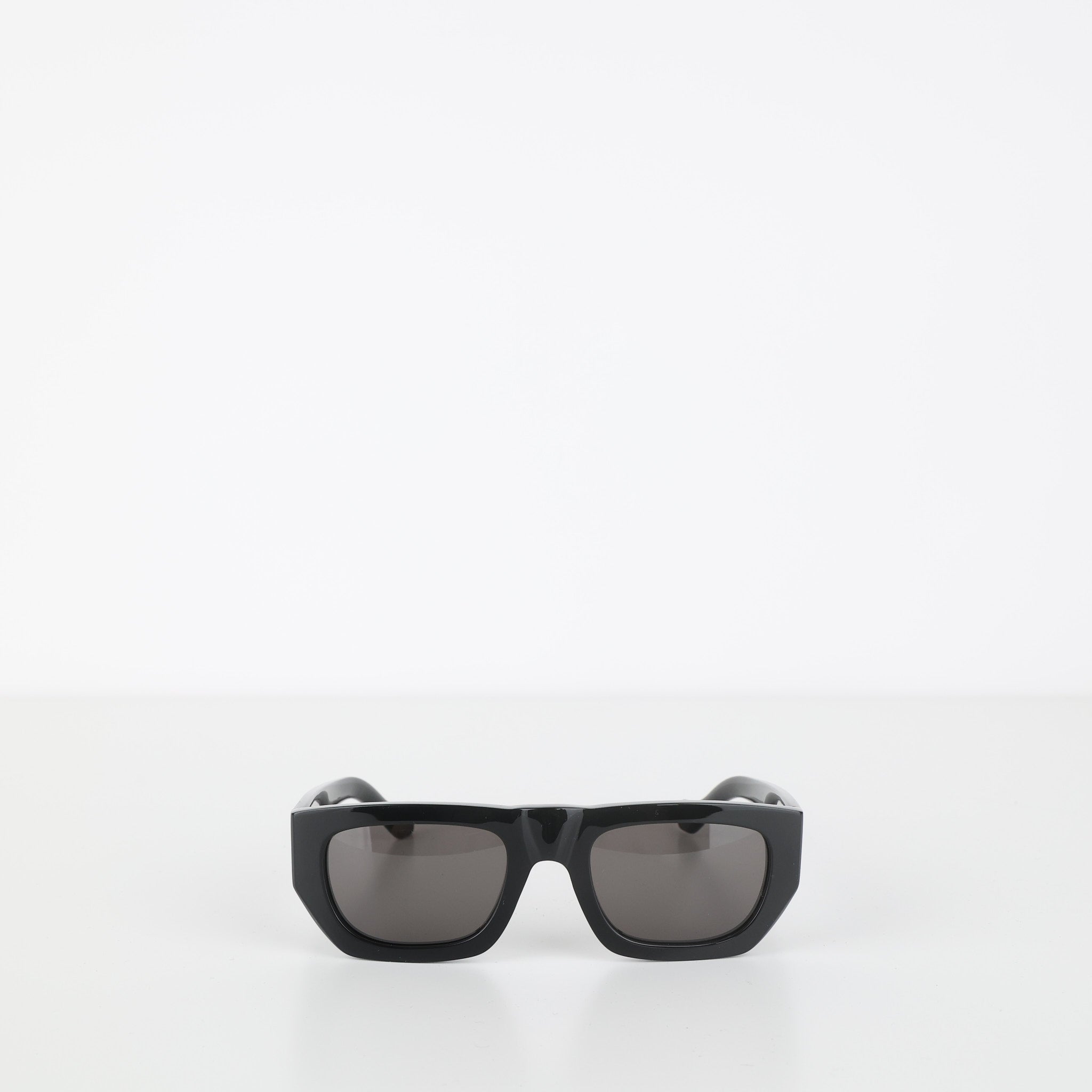 Sunglasses, UK Size One Size