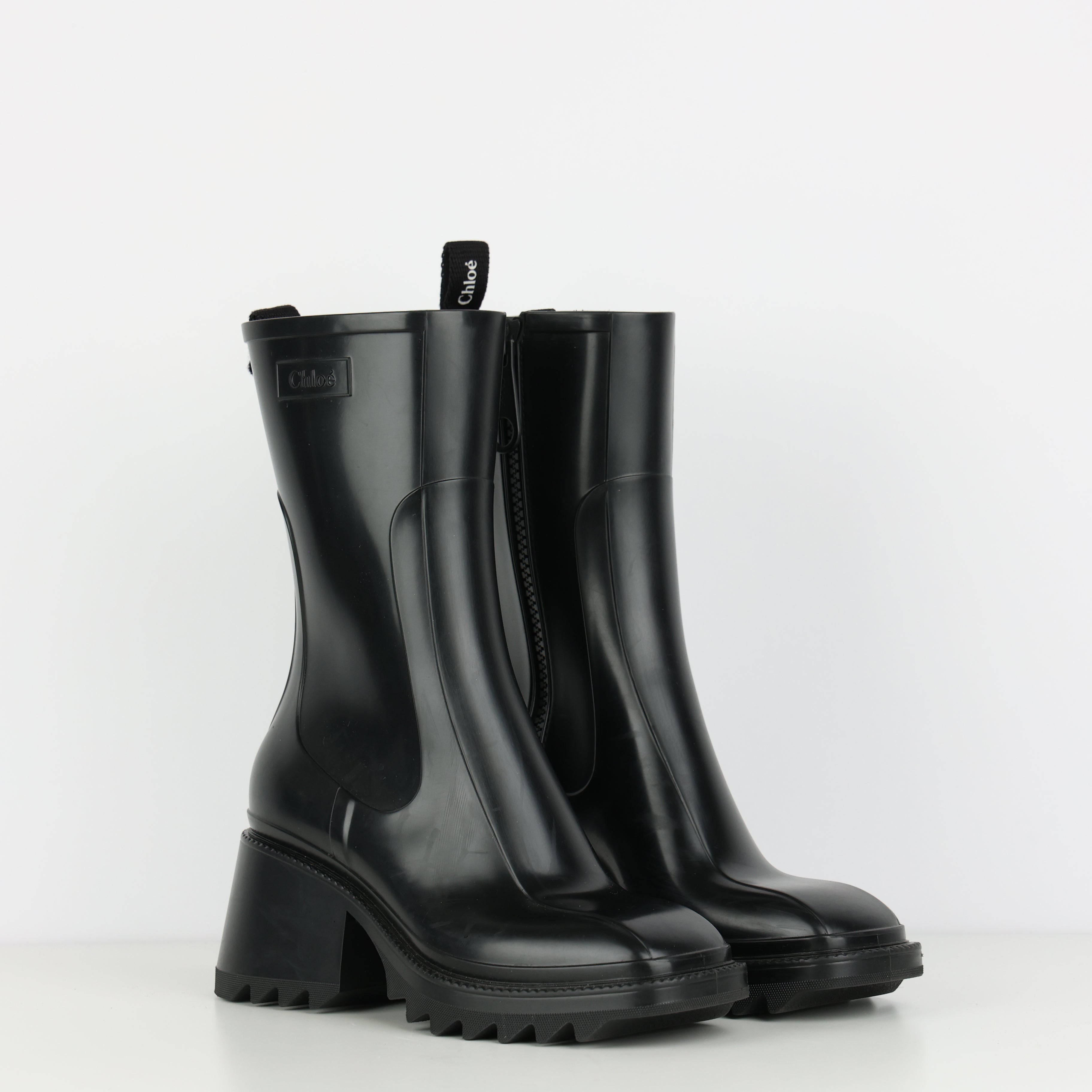 Boots , Shoe Size 38