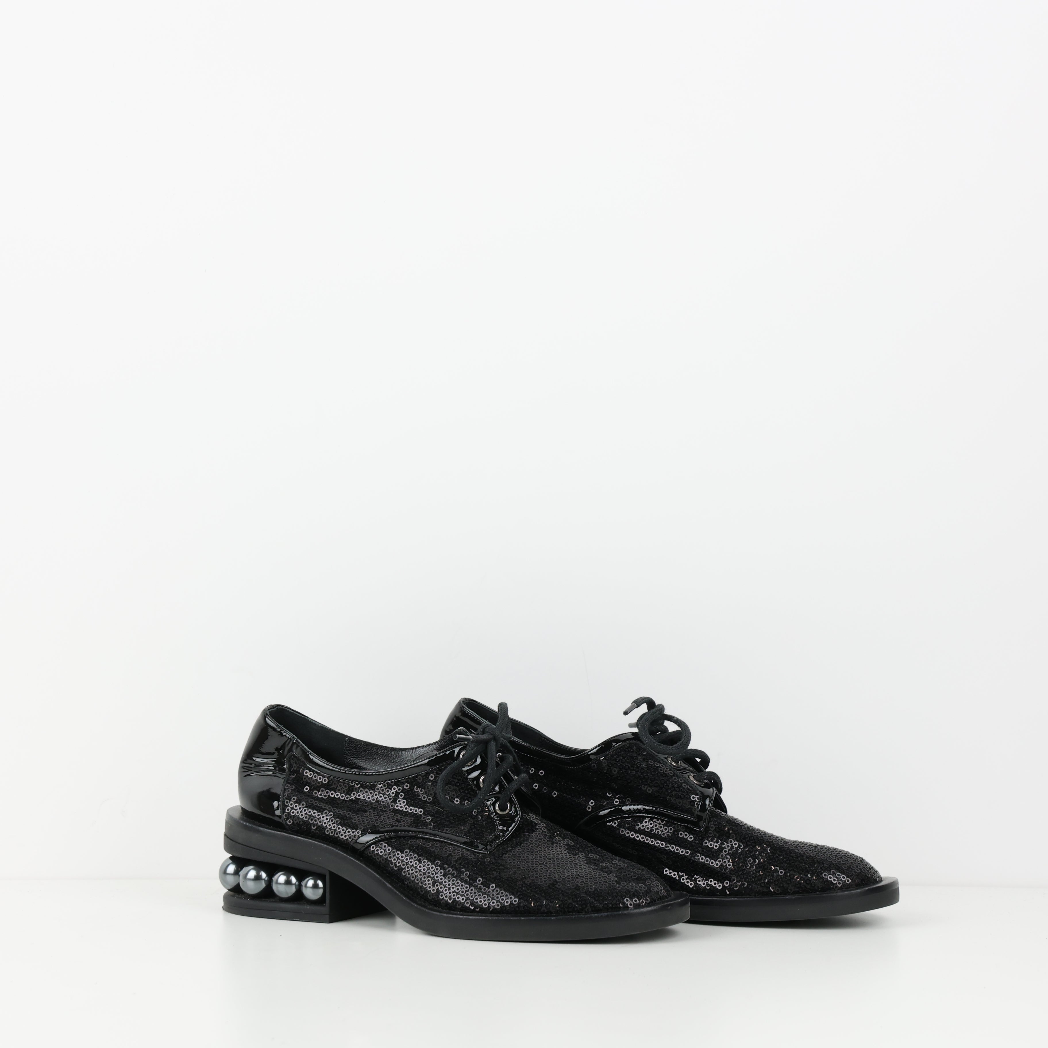 Flats , Shoe Size 37