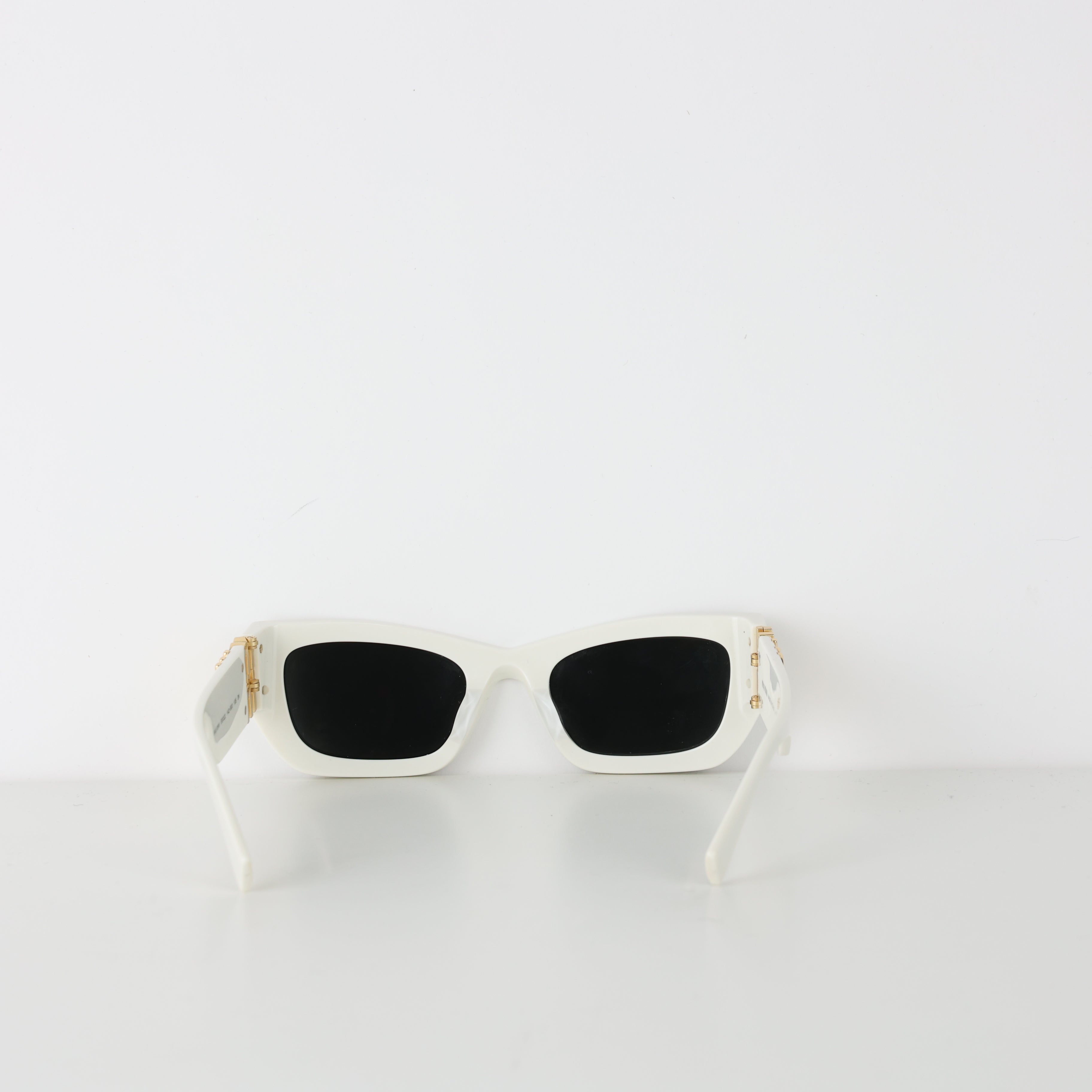 Sunglasses, UK Size One Size