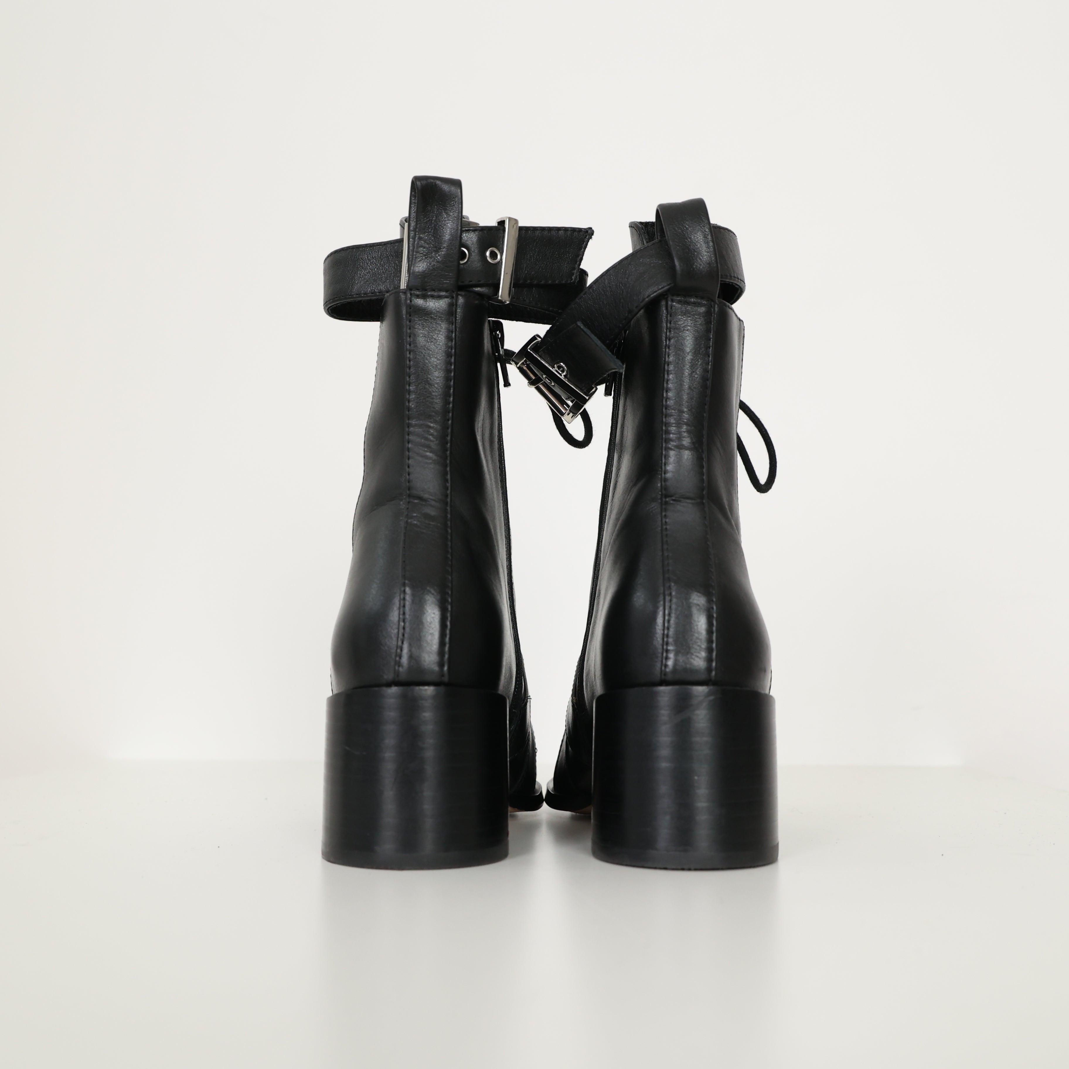 Boots, Shoe Size 37