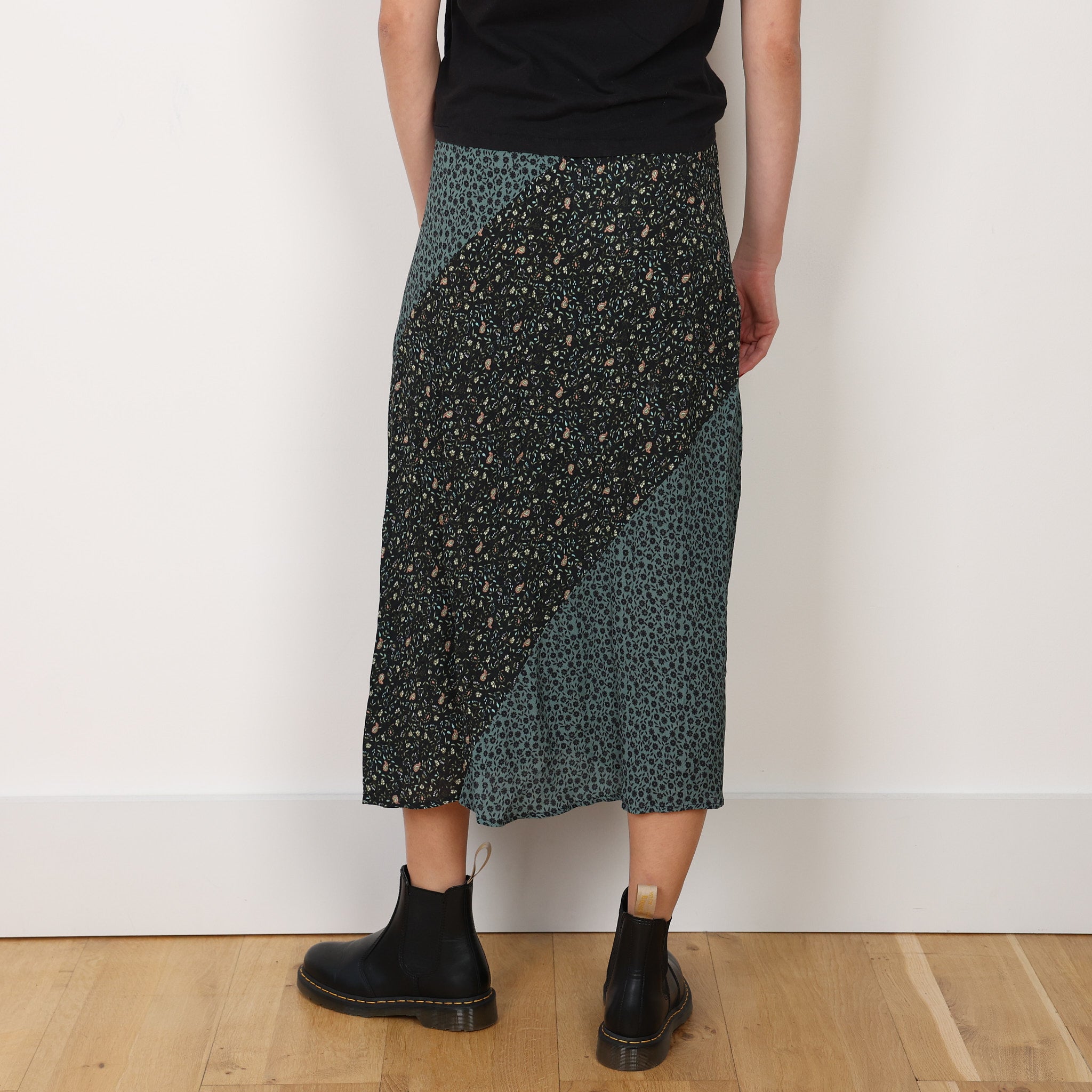 Skirt, UK Size 6