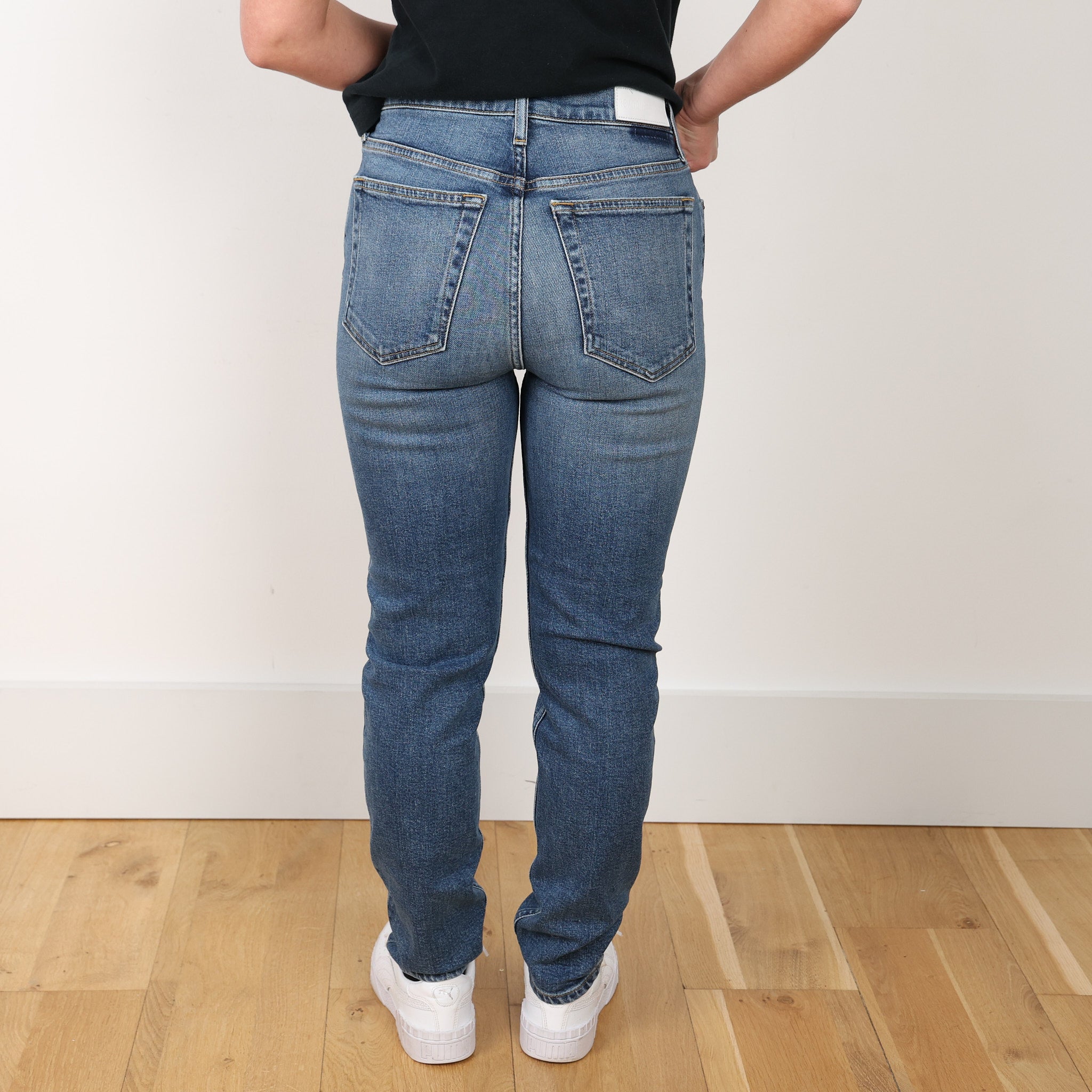 Jeans, Waist 28