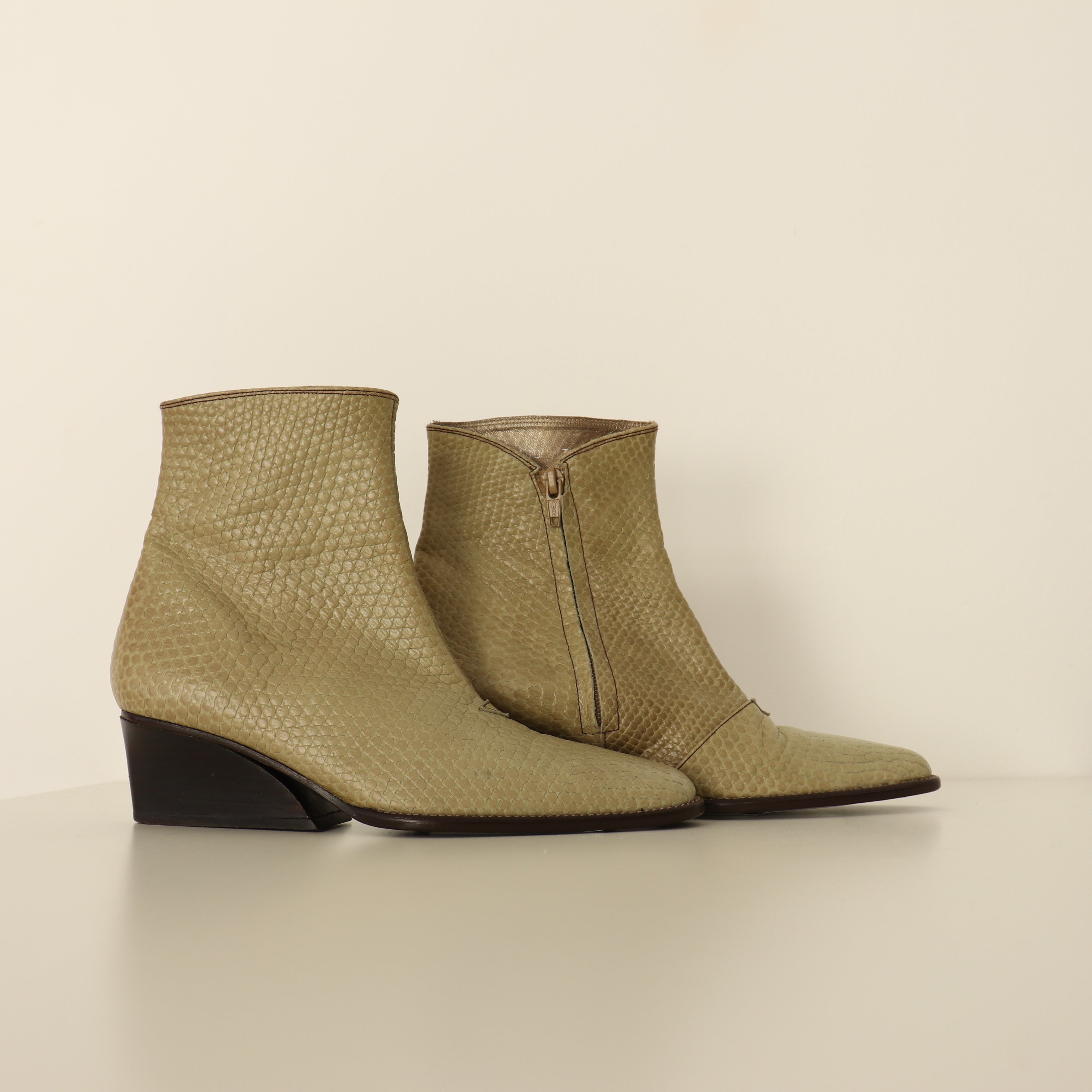 Shoes, Shoe Size 3
