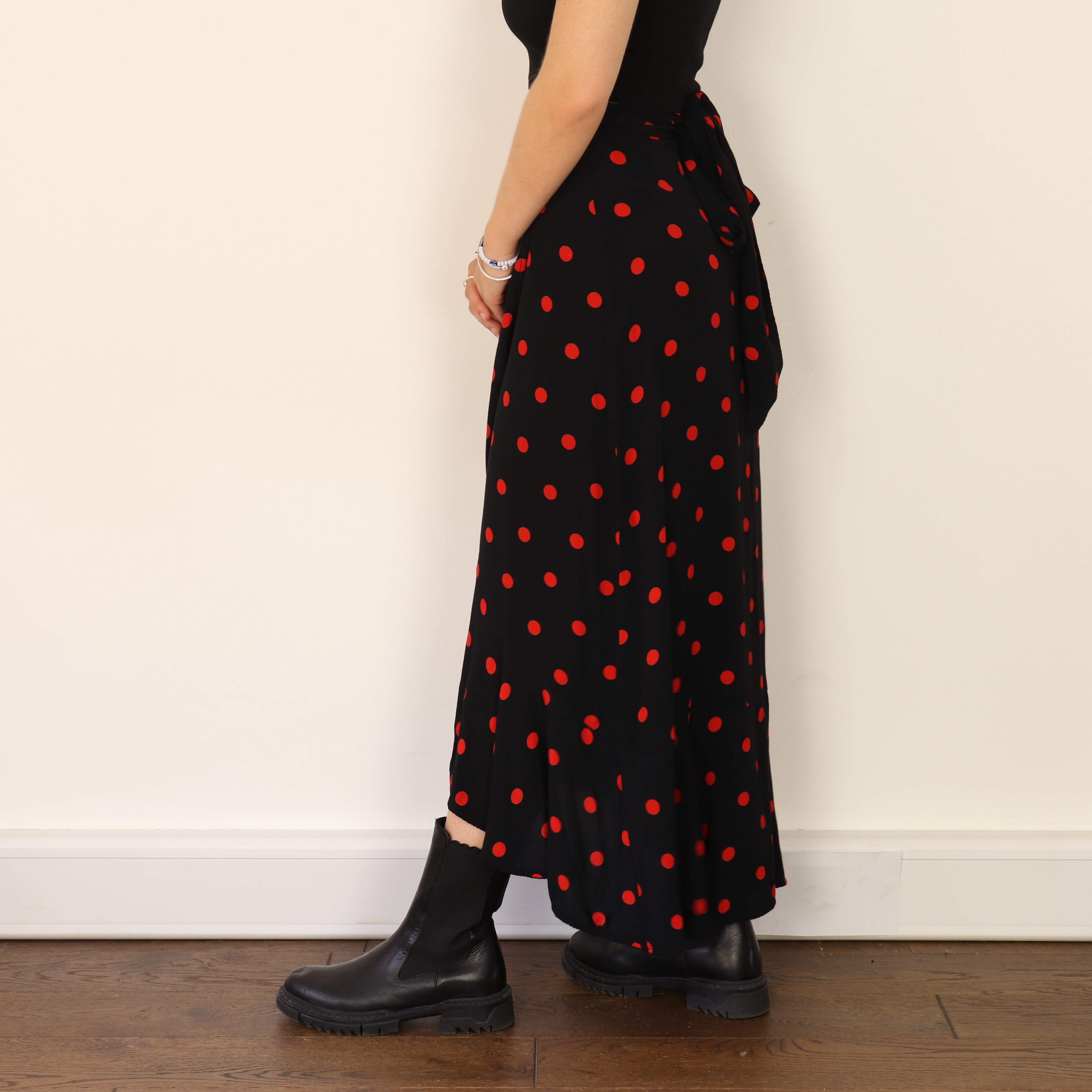 Skirt, UK Size 8