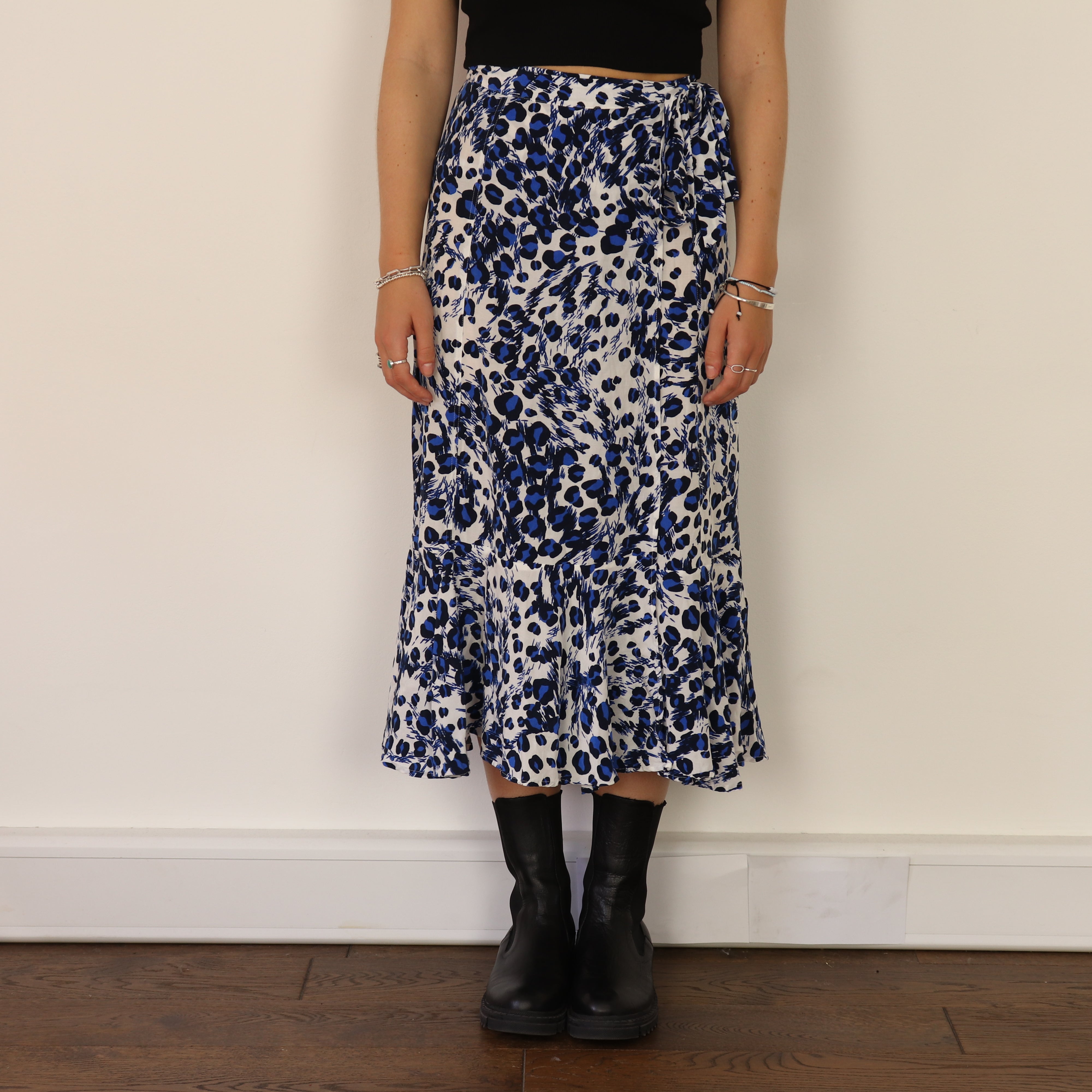 Skirt, UK Size 6